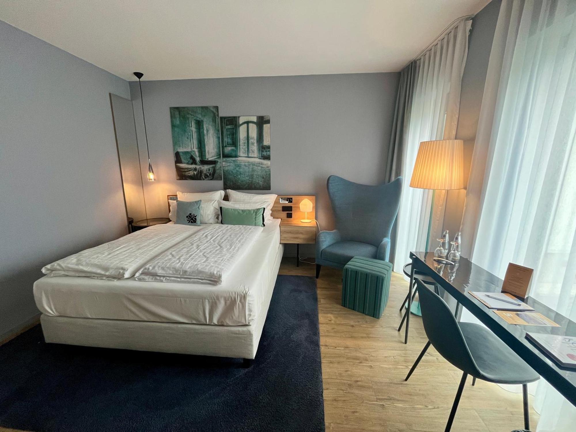 Small Double Room,1611218023:JPEG