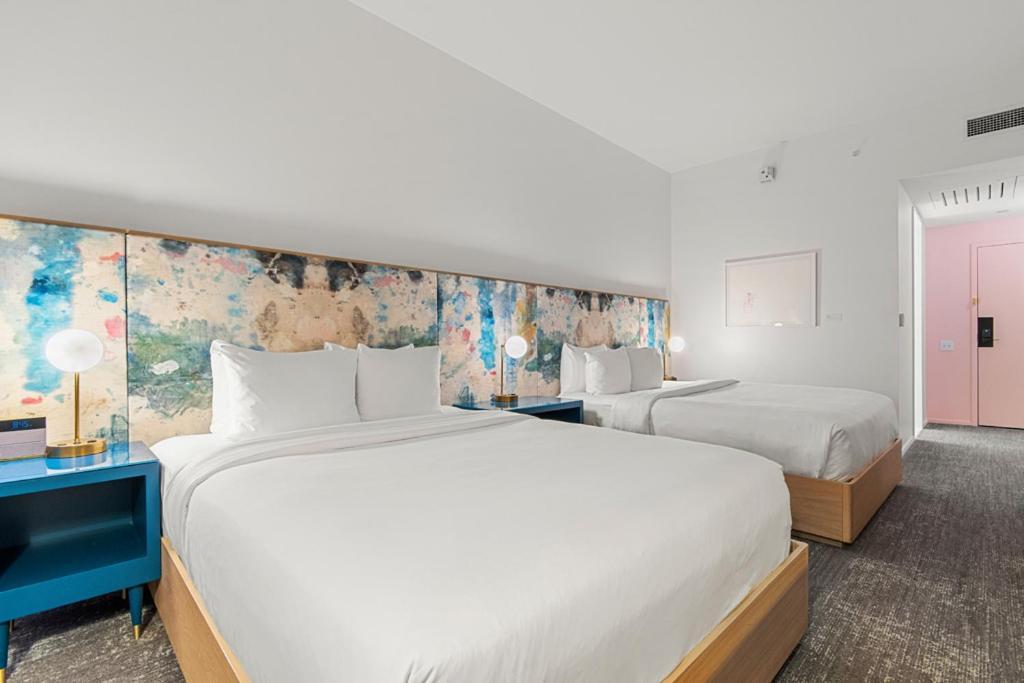 Deluxe Queen Room Two Queen Beds