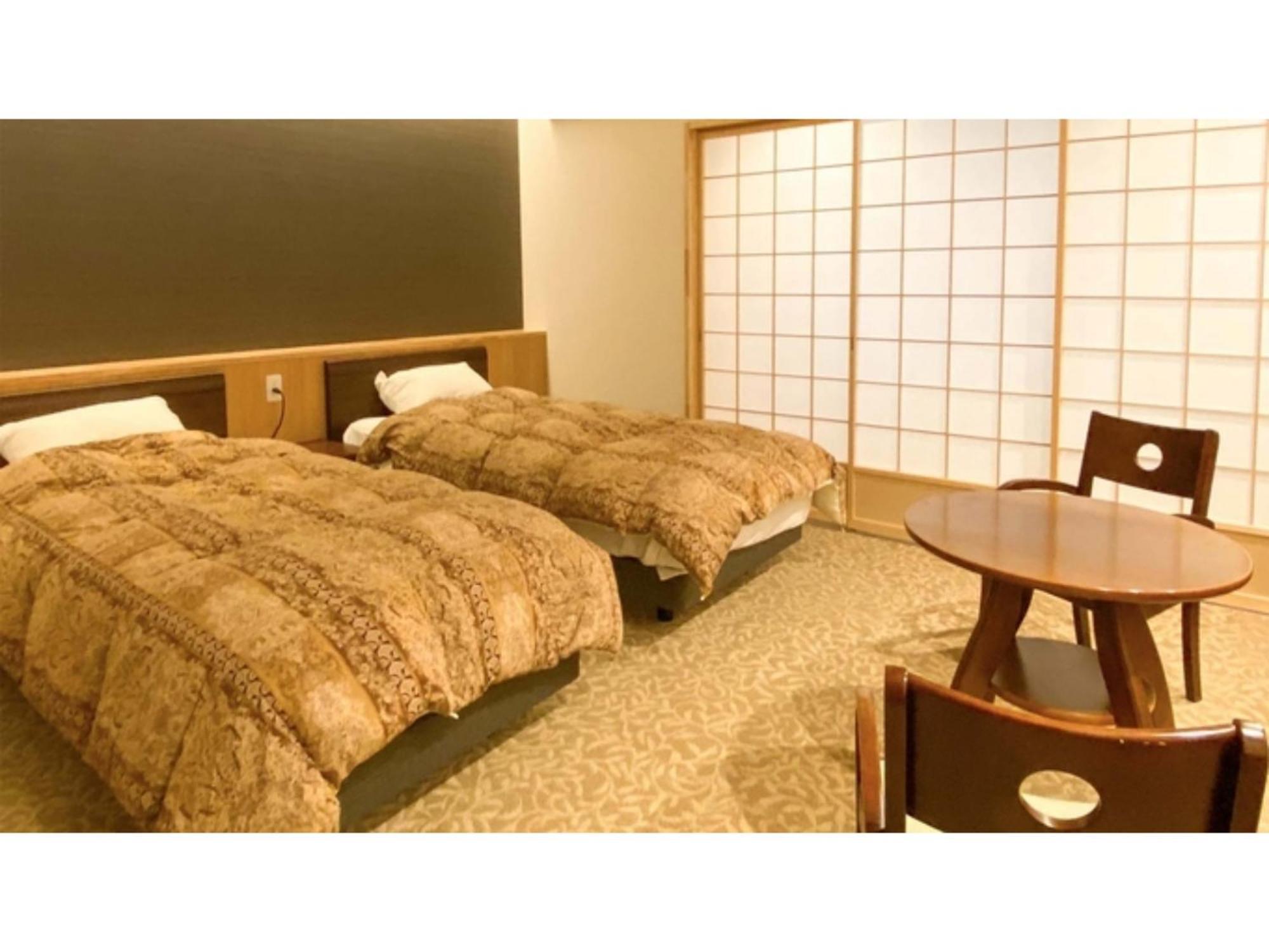 Standard Queen Room
