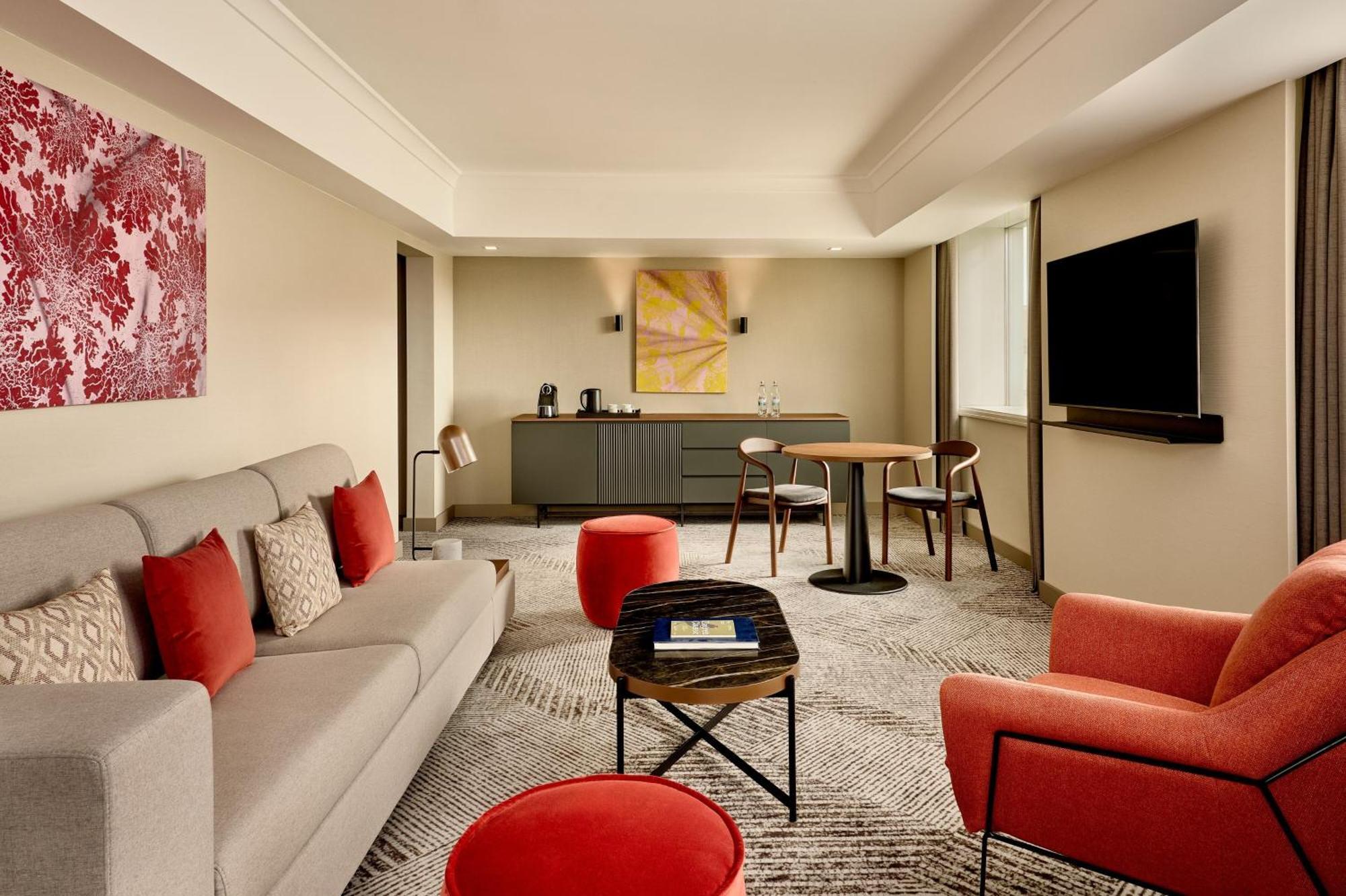 Executive Suite 1 Bedroom Executive Suite 1 King