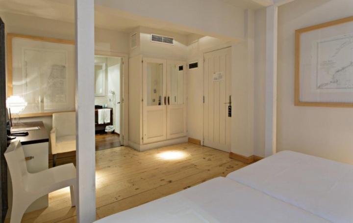 Twin Room Sea View