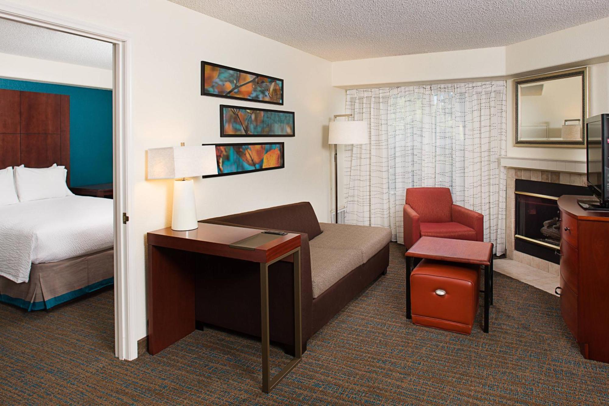 Two-Bedroom Queen Suite,1612969359:JPEG