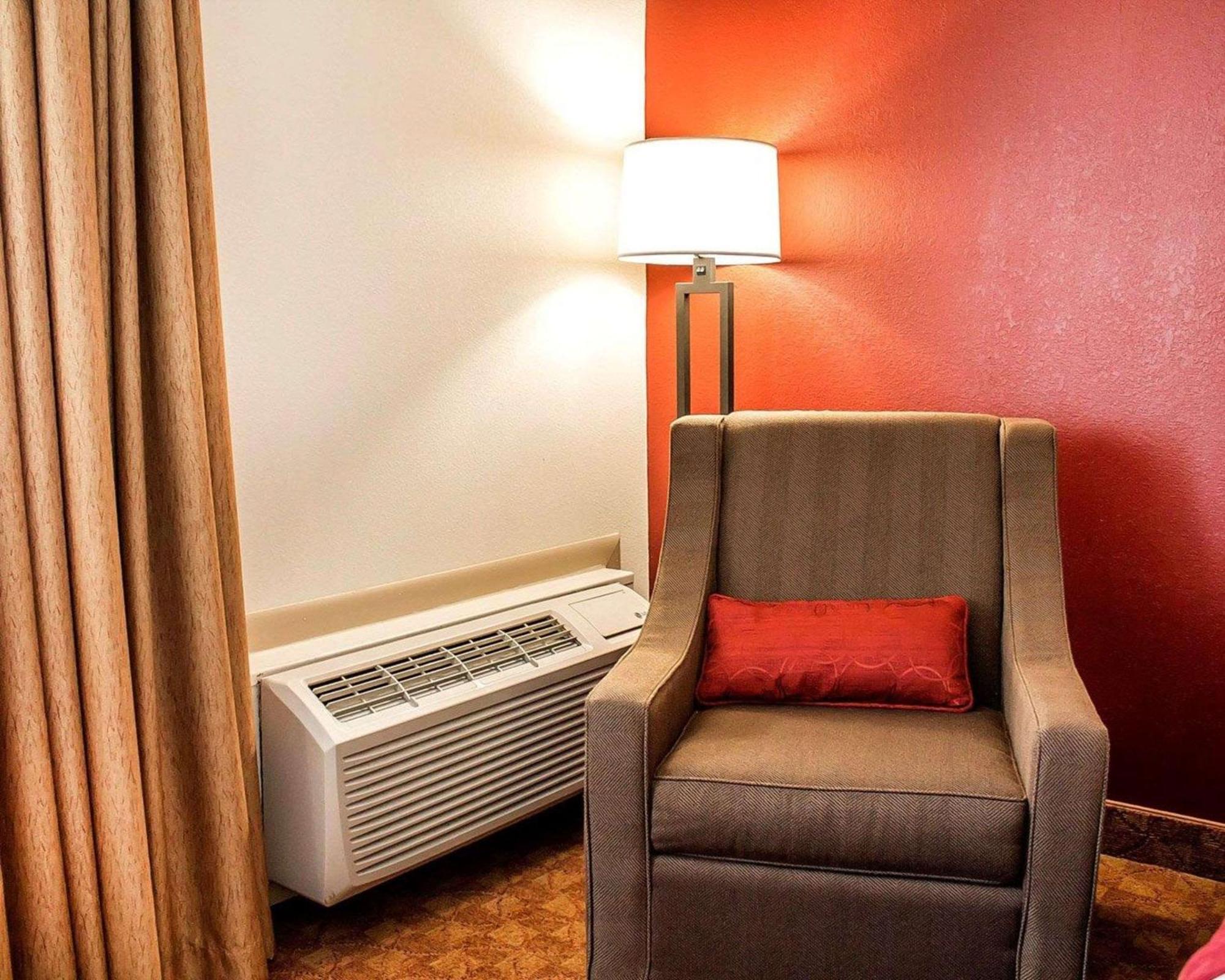 Double Room Two Double Beds Non-Smoking