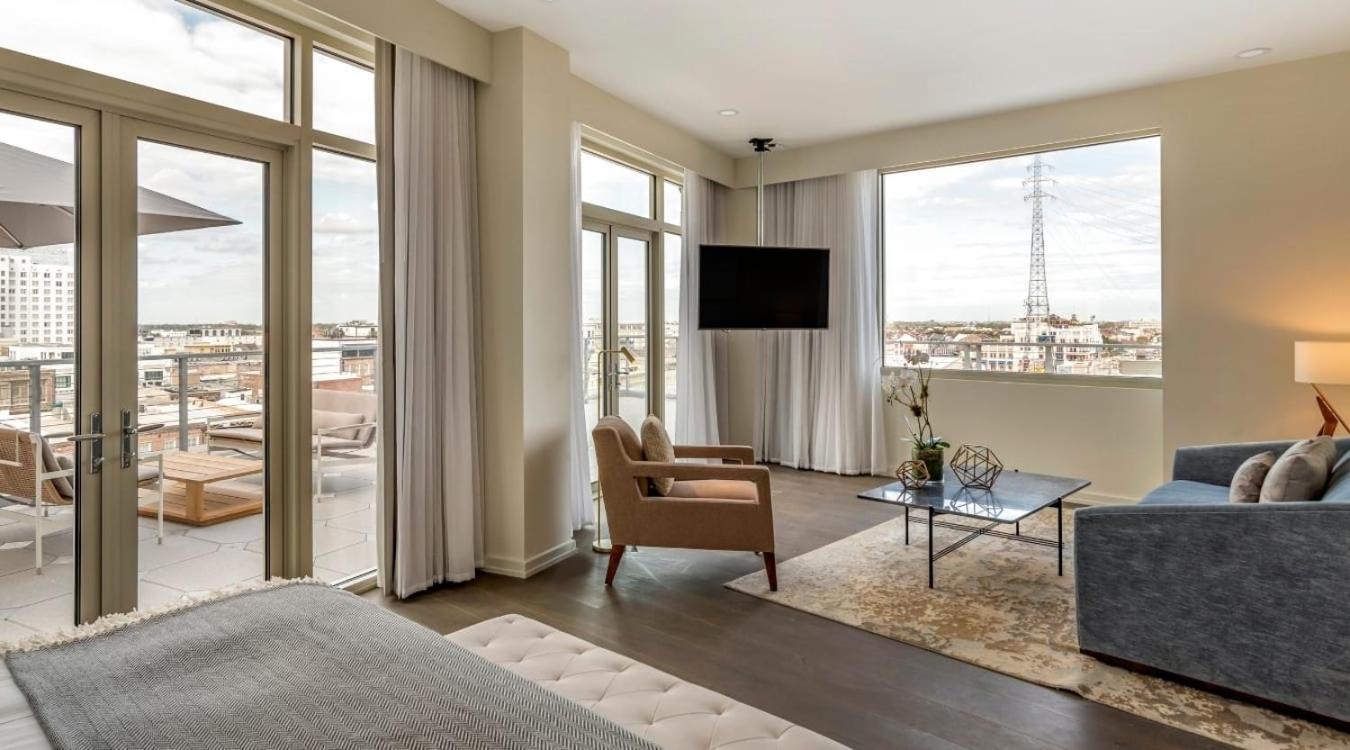 Suite City View