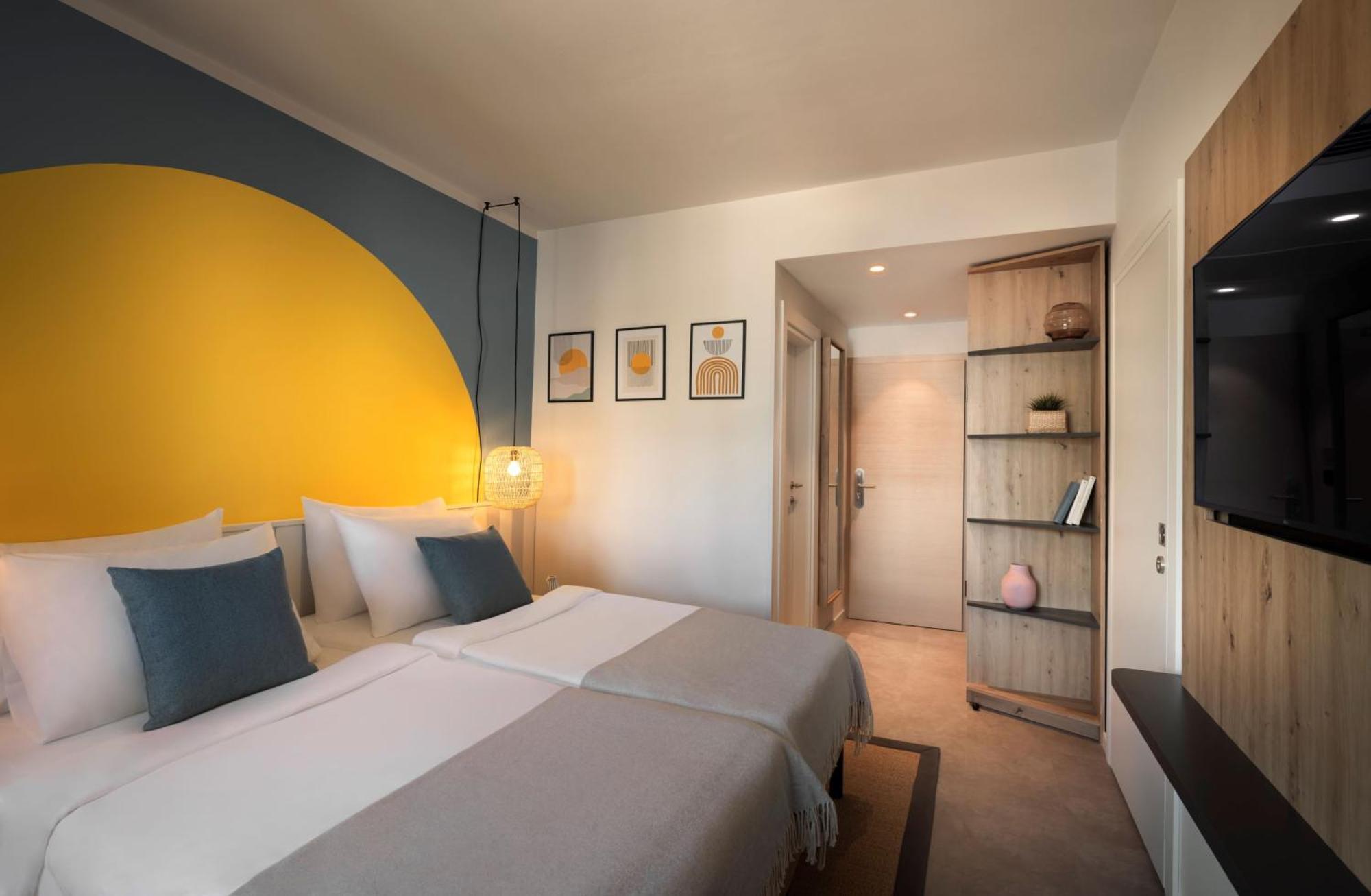 Room 21