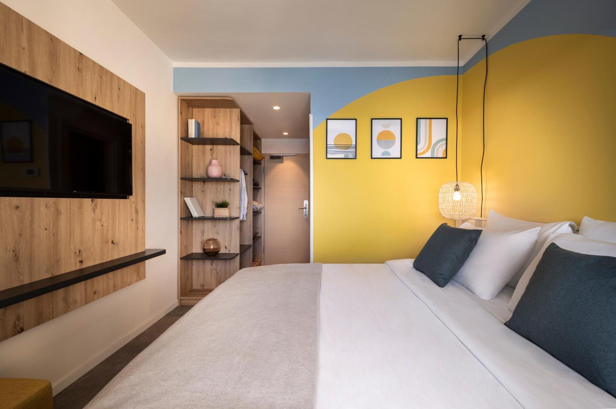 Room 2 Seaview