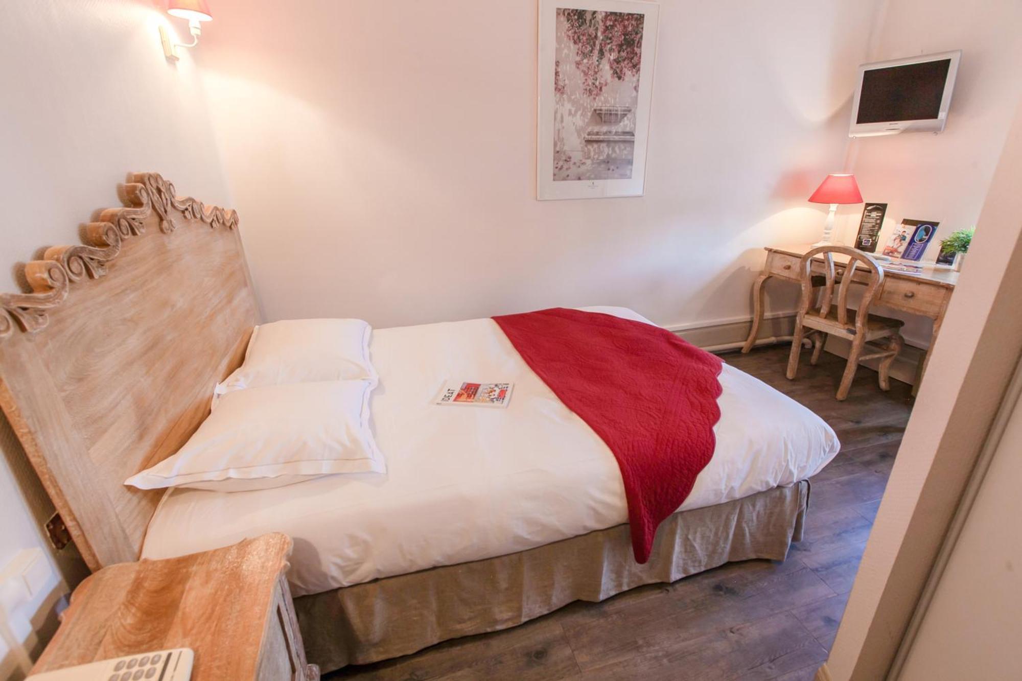 Double Room,1613414533:JPEG