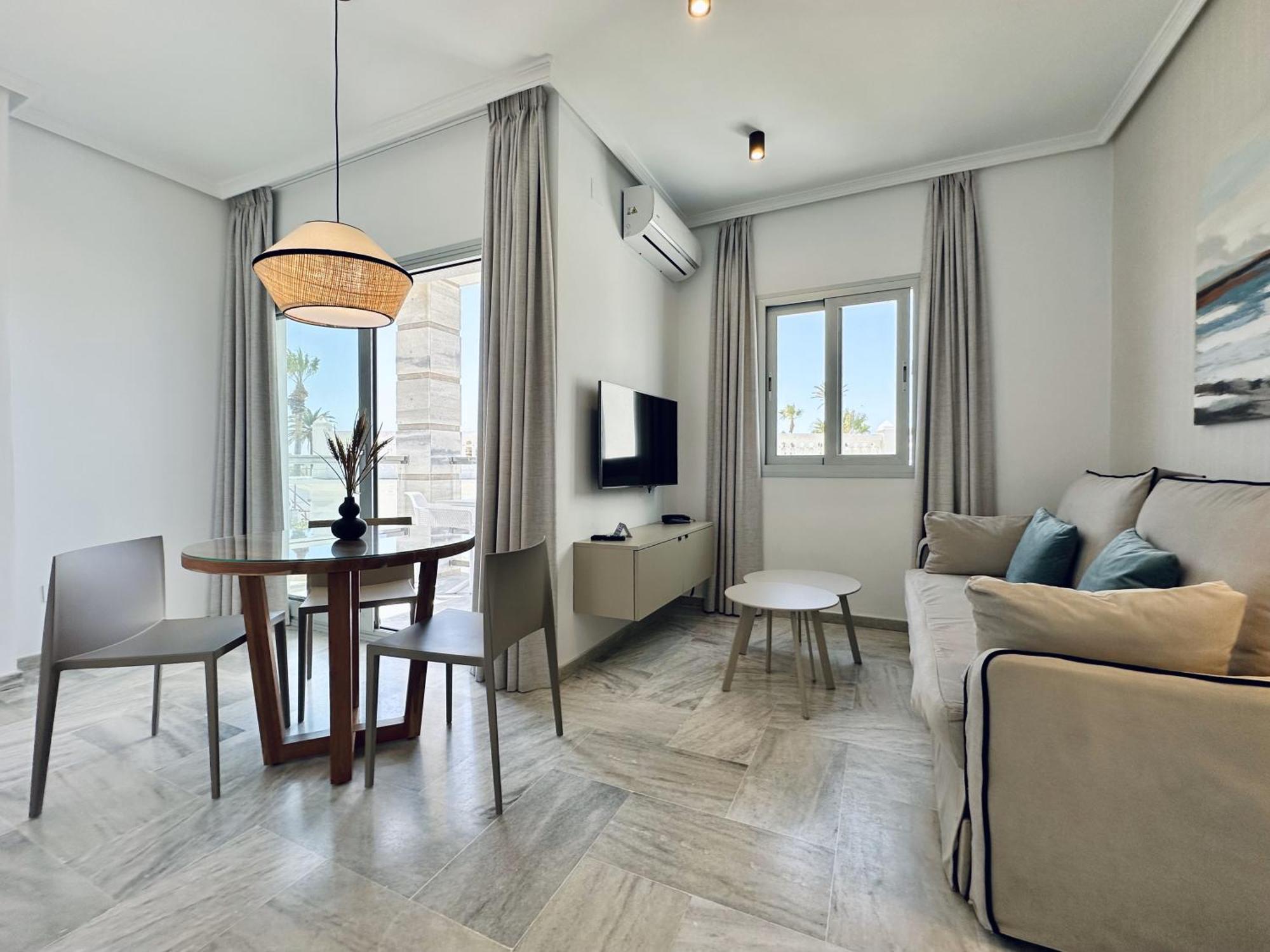 One-Bedroom Apartment Terrace