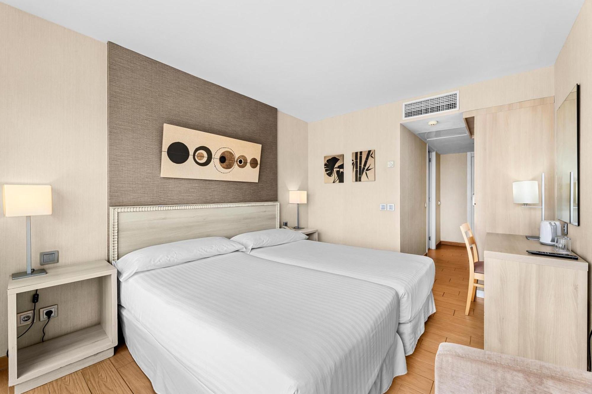 Double or Twin Room,1613421307:JPEG