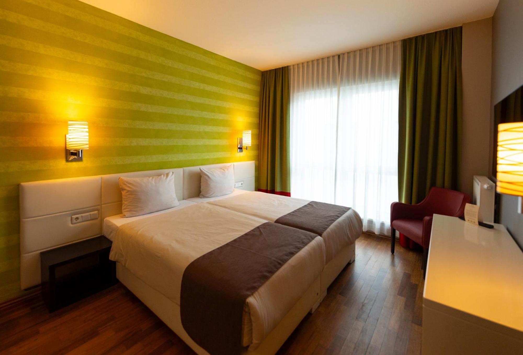 Economy Double Room,1613423087:JPEG