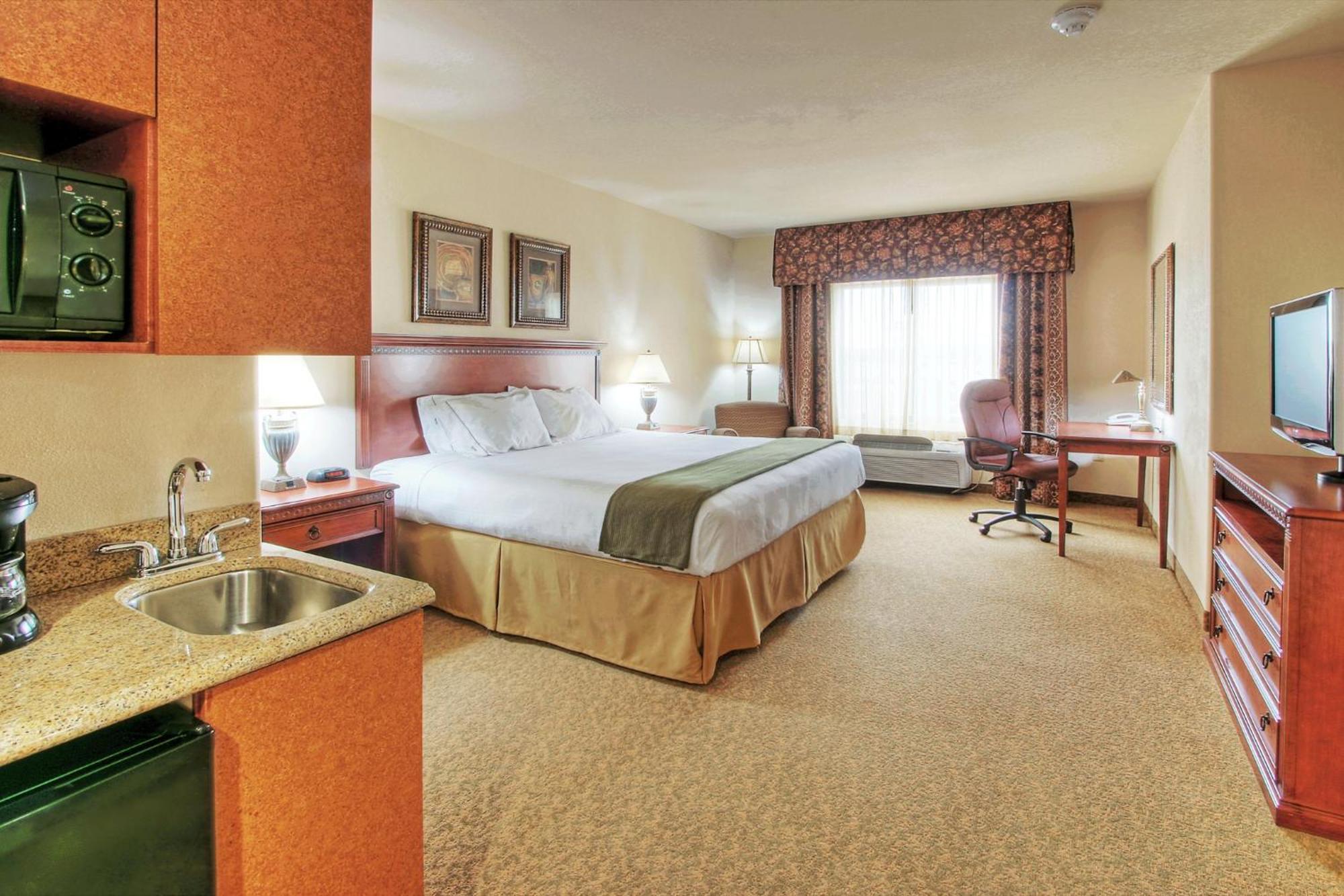Standard King Room,1613423334:JPEG