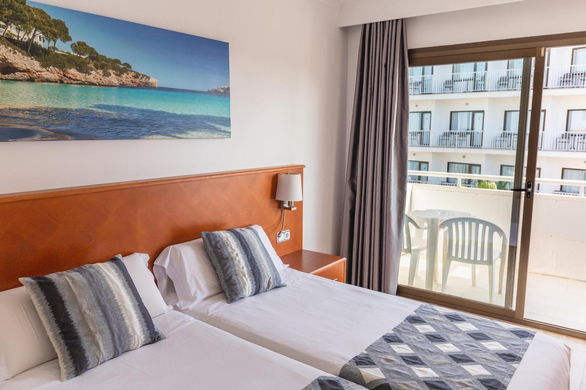 Twin Room Balcony