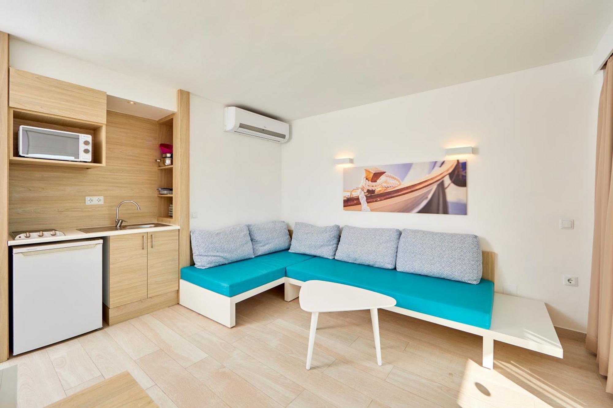 One-Bedroom Apartment Balcony