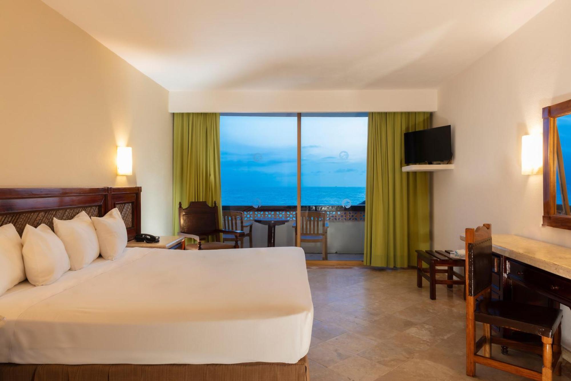 Standard Ocean View