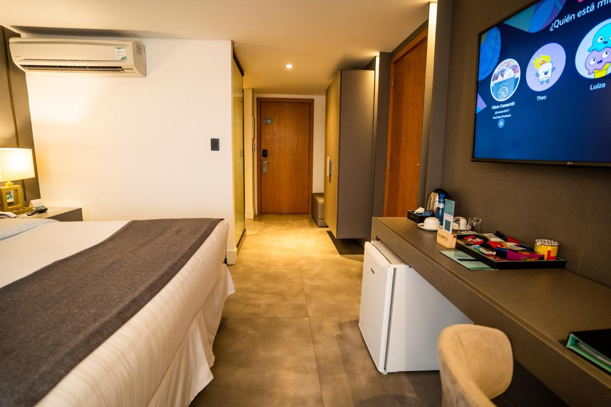 Deluxe Double Room Side Sea View