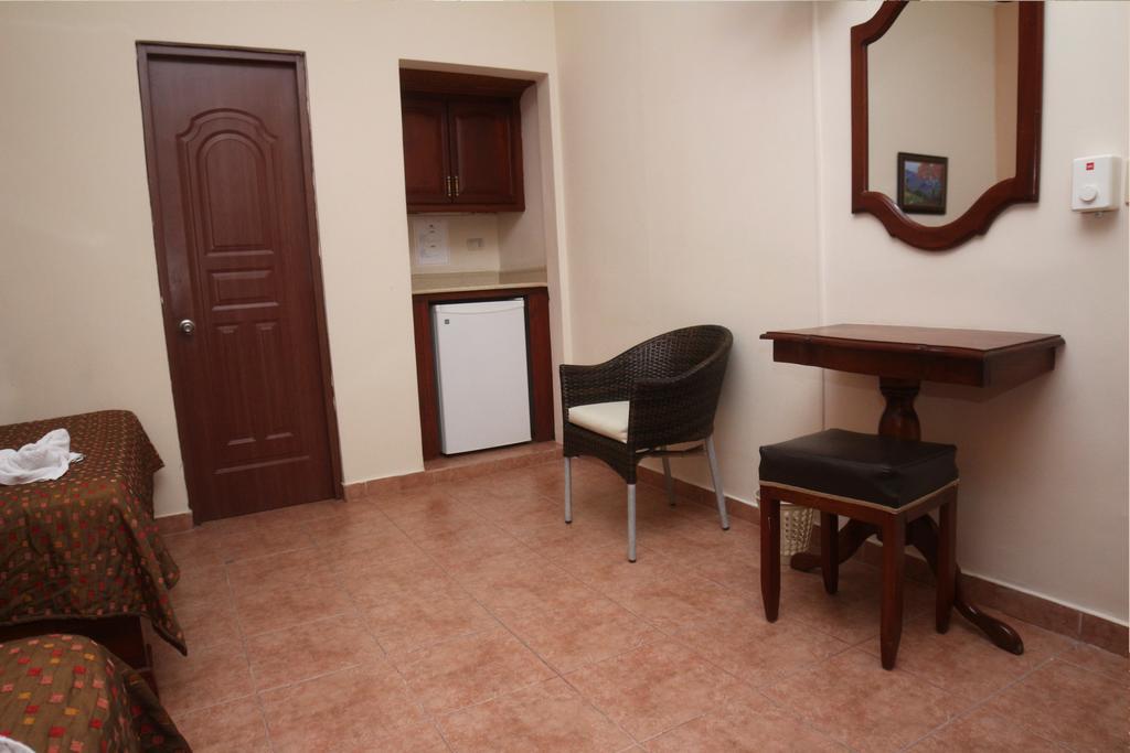 Queen Room
