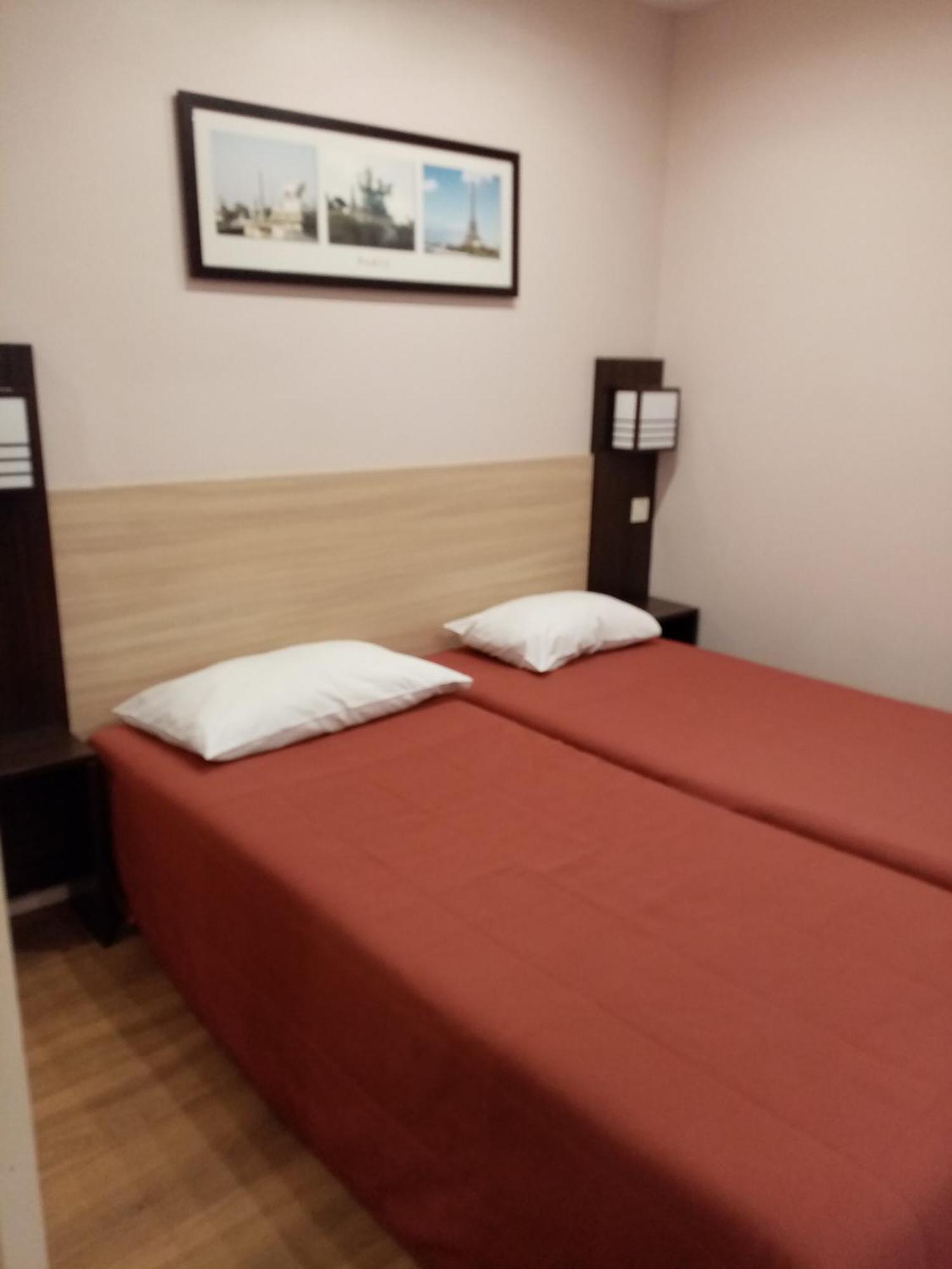 Twin Room,1614351704:JPEG