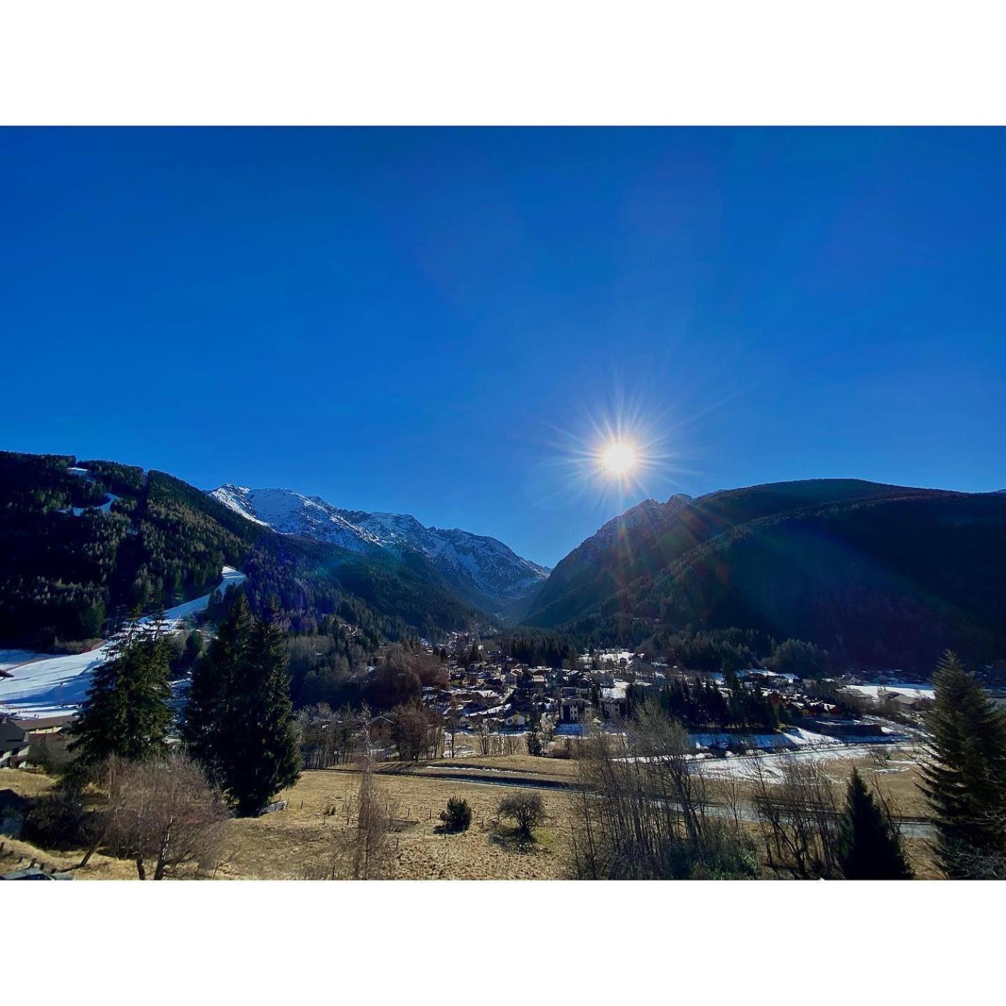 Superior Double or Twin Room Mountain View