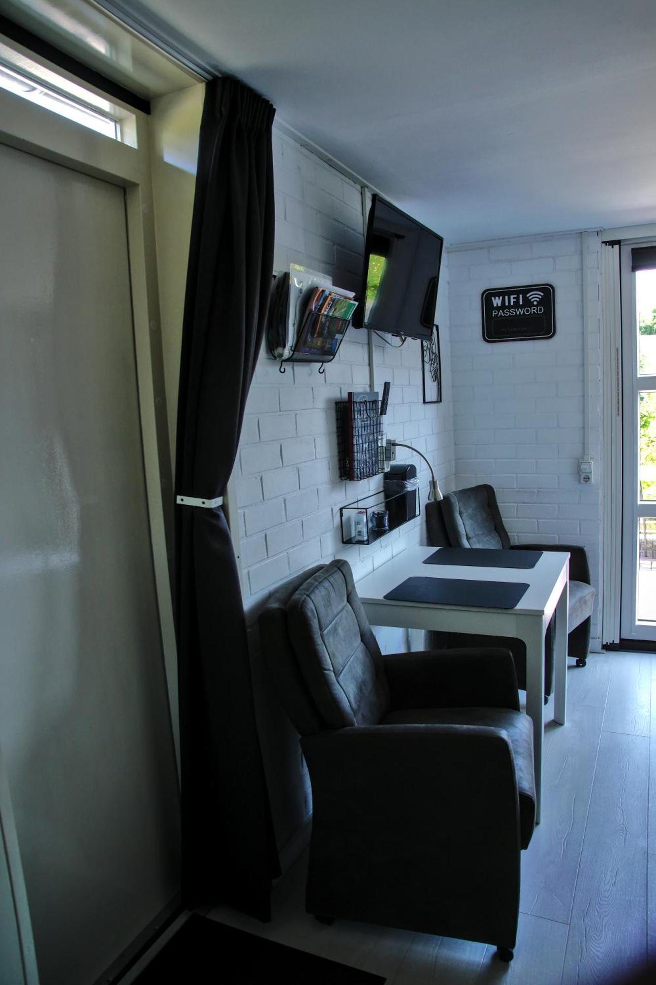 Double Room Private Bathroom