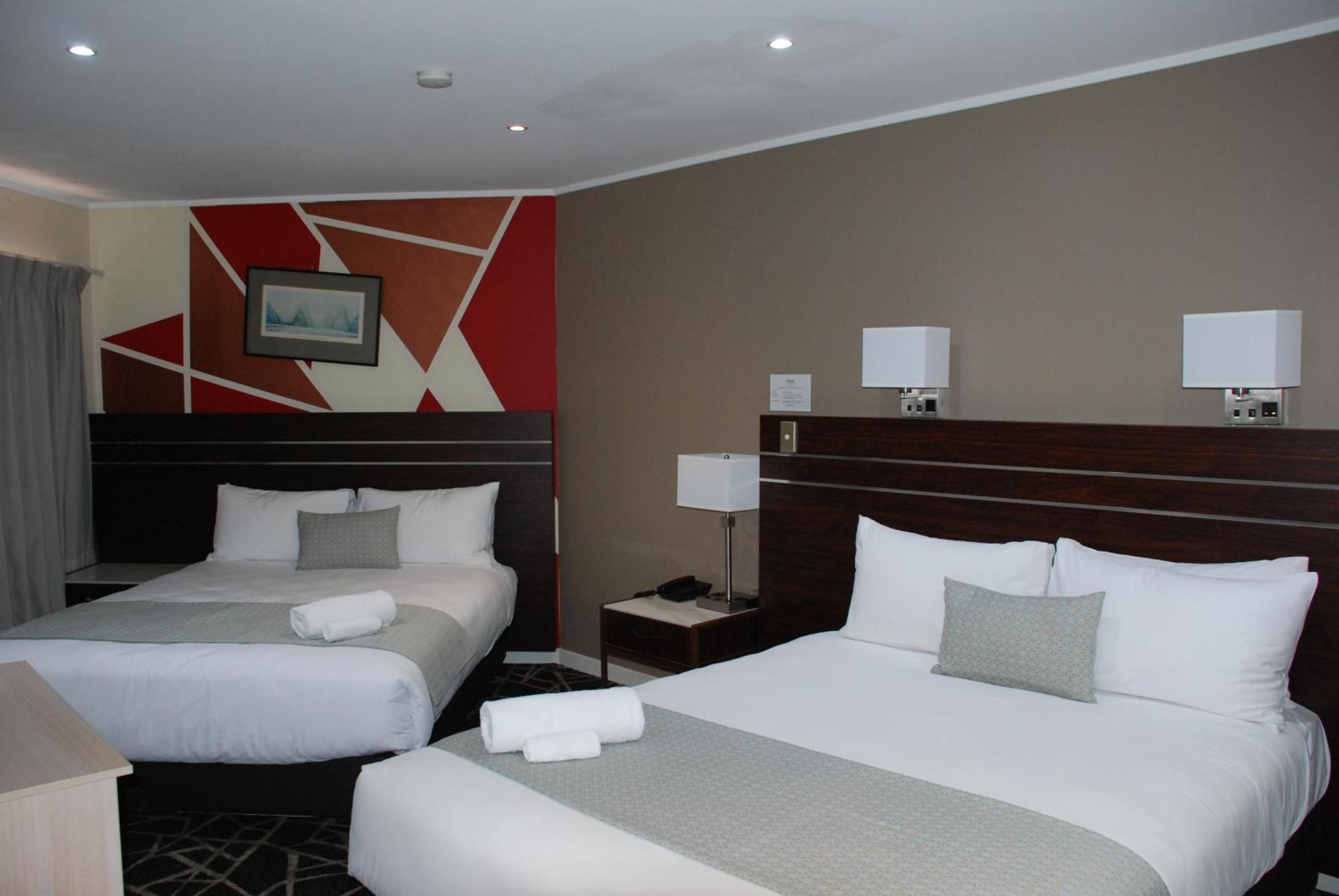 Economy Family Room