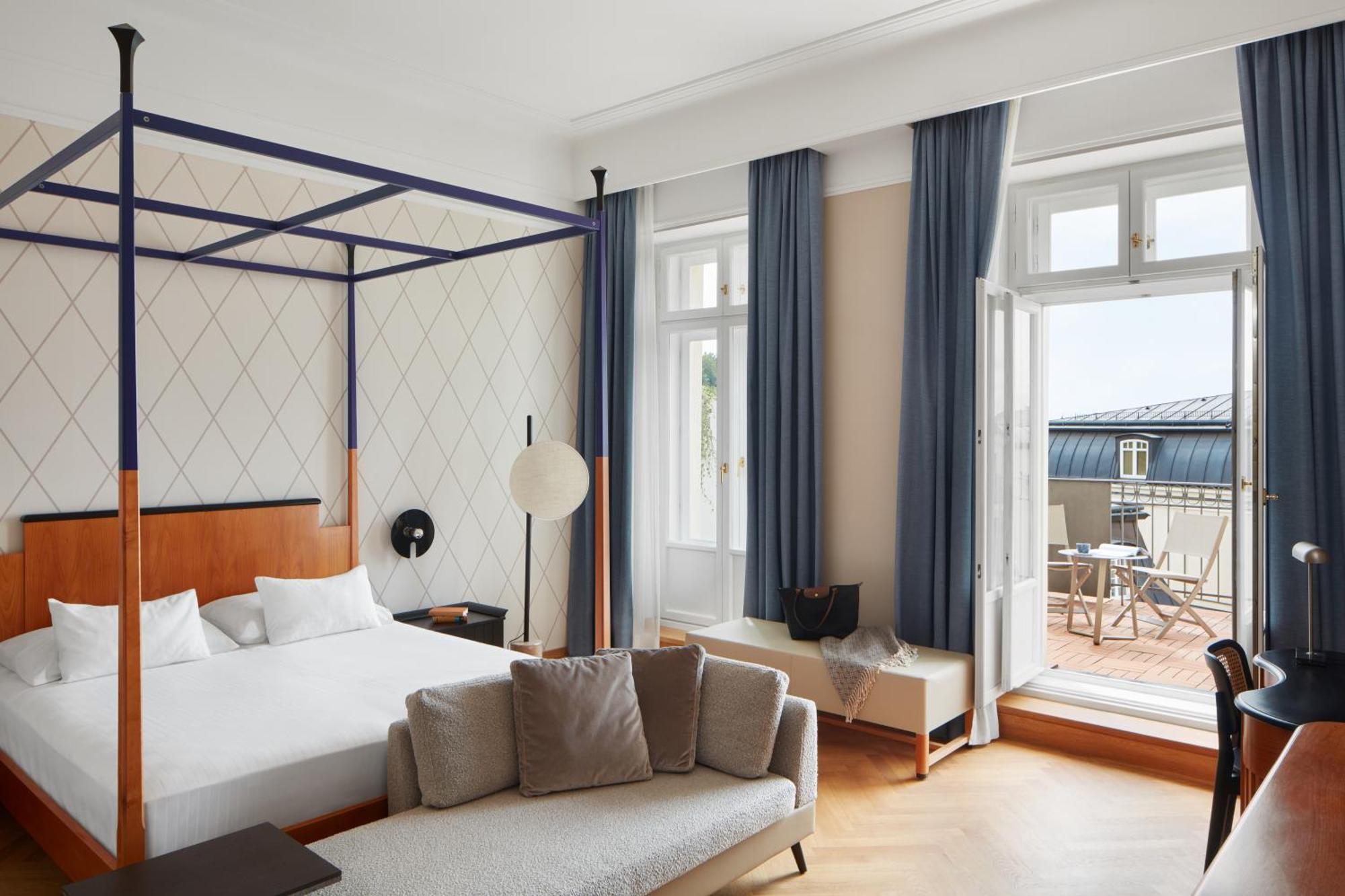 Deluxe Double Room Balcony Wellness access,1614777242:JPEG