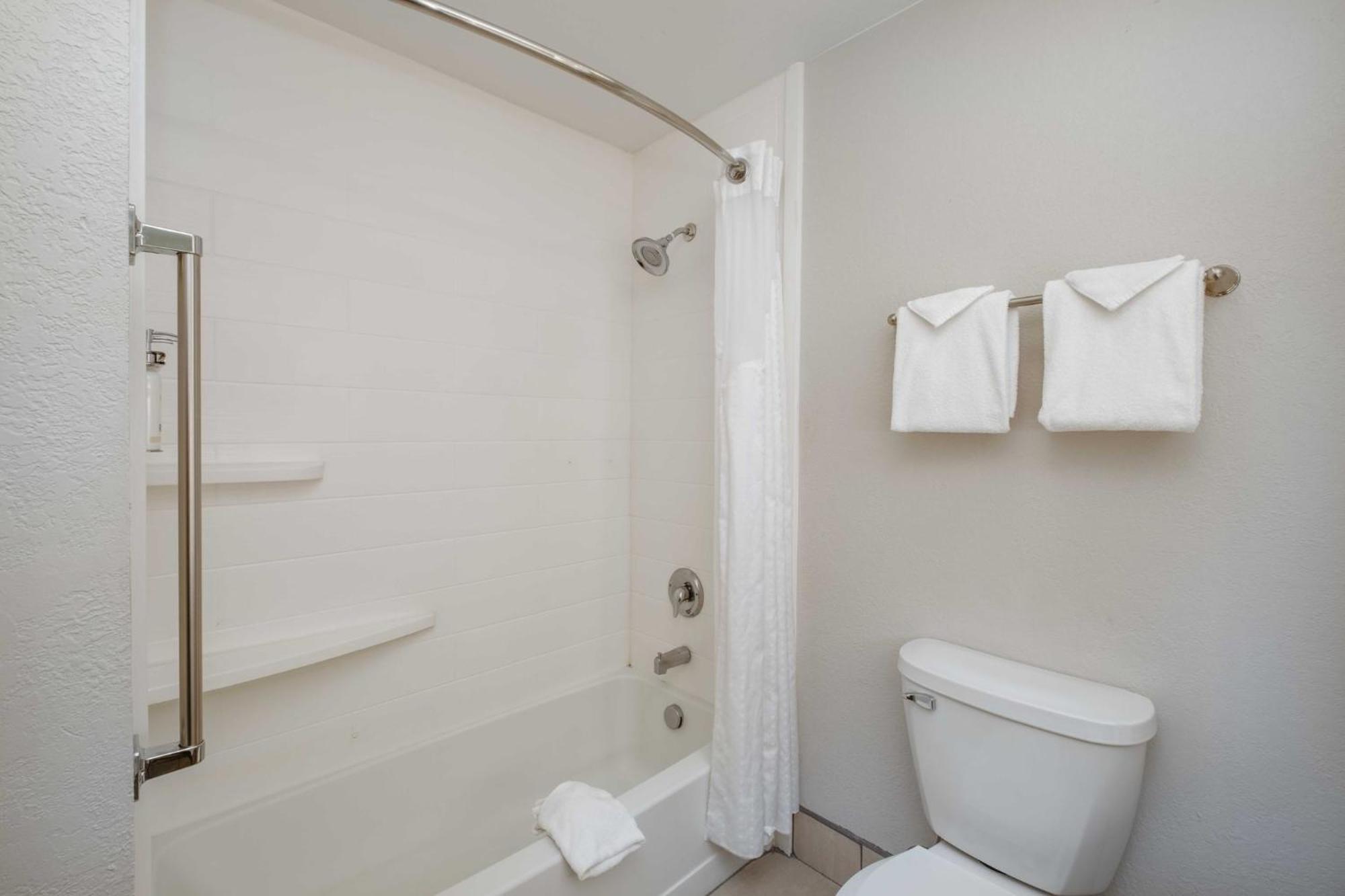 Standard Room Two Queen Beds