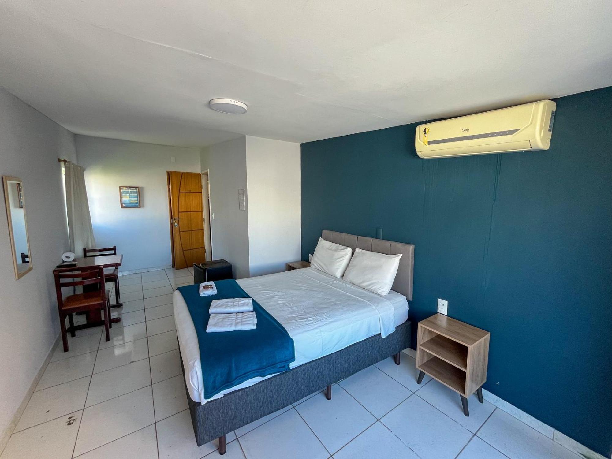 Double Room Air Conditioner