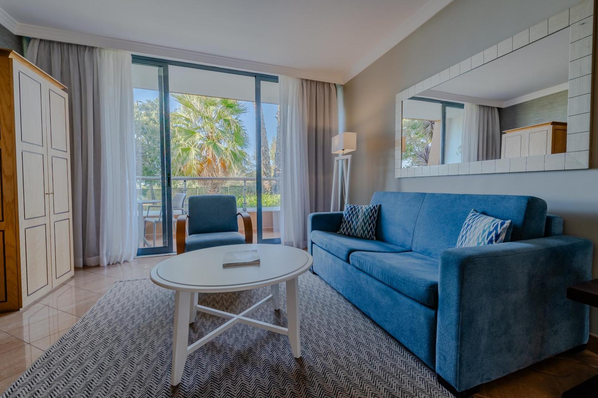 One-Bedroom Apartment,1615385869:JPEG