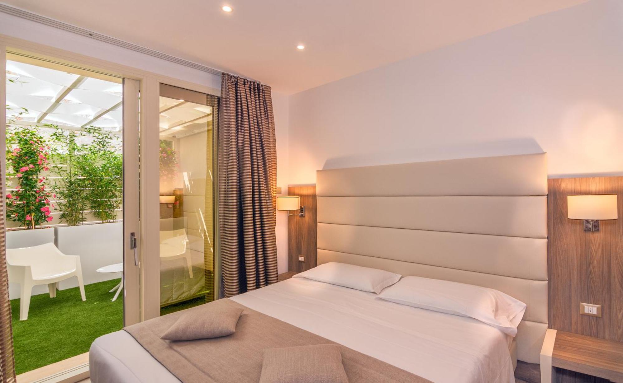 Double or Twin Room Garden View Ground Floor Beach Access