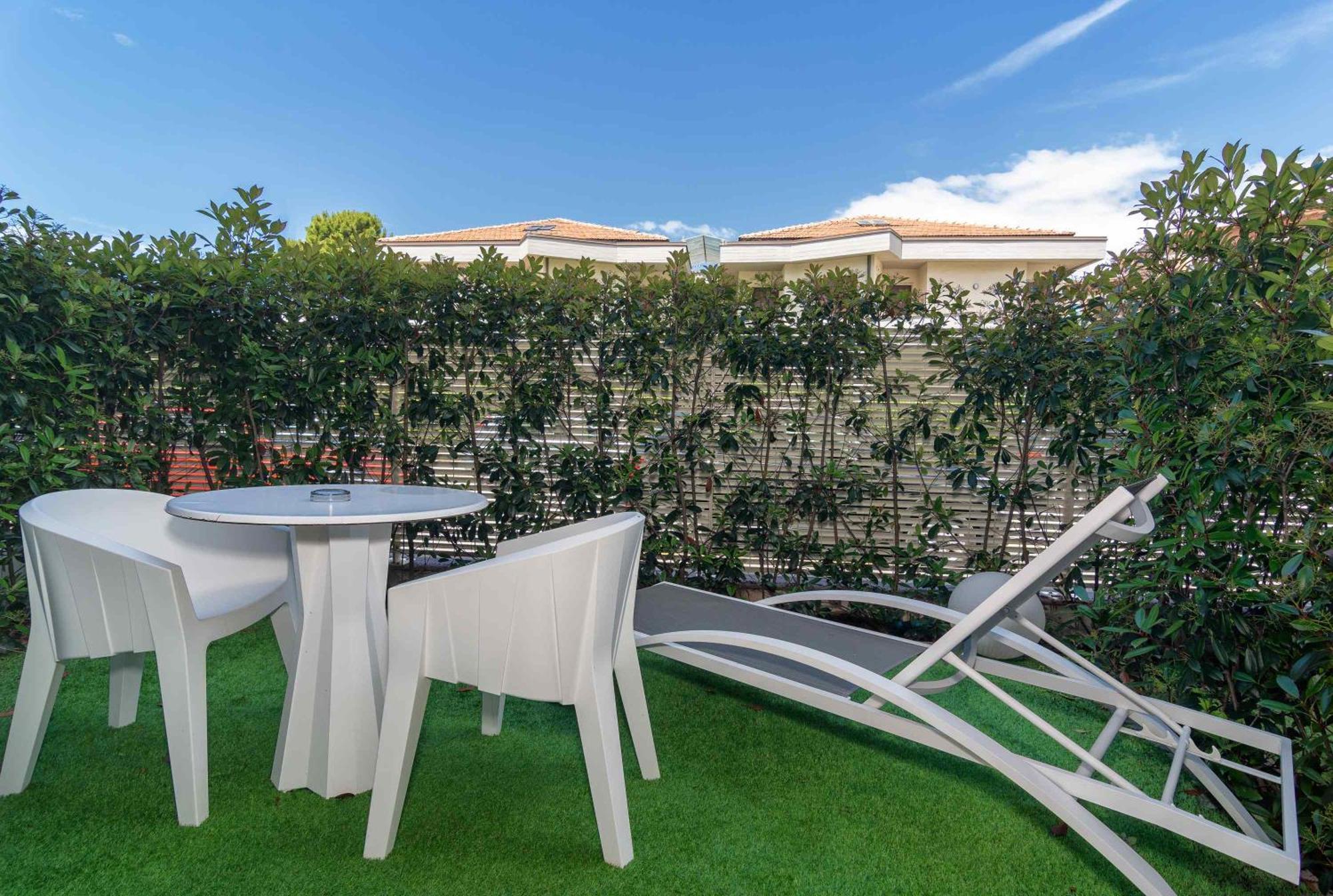Triple Room Garden View Ground Floor Beach Access