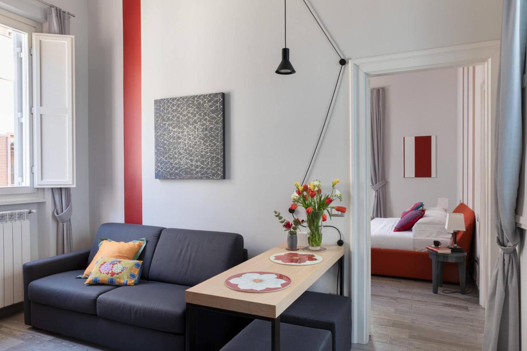 One-Bedroom Deluxe Apartment