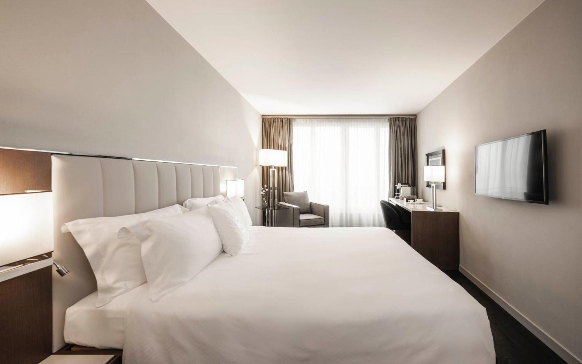 Chic Double or Twin Room Lake View,1615645063:JPEG
