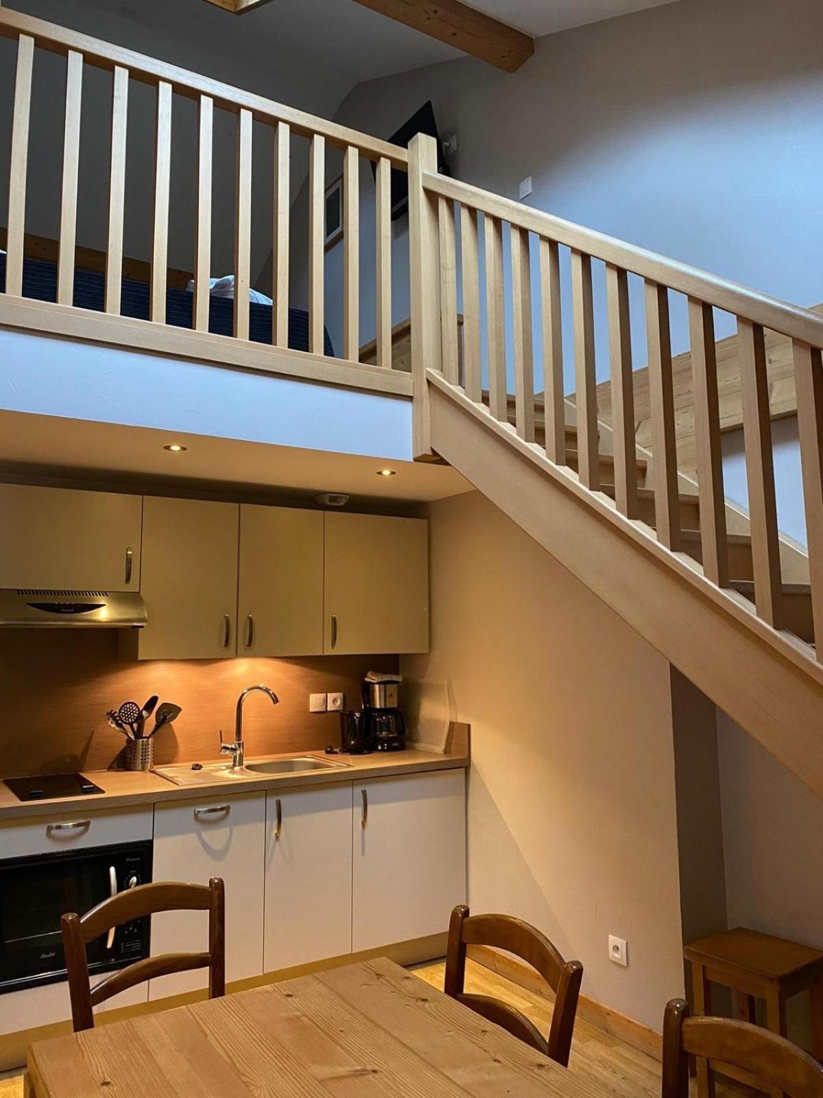 Apartment Split Level,1615654721:JPEG