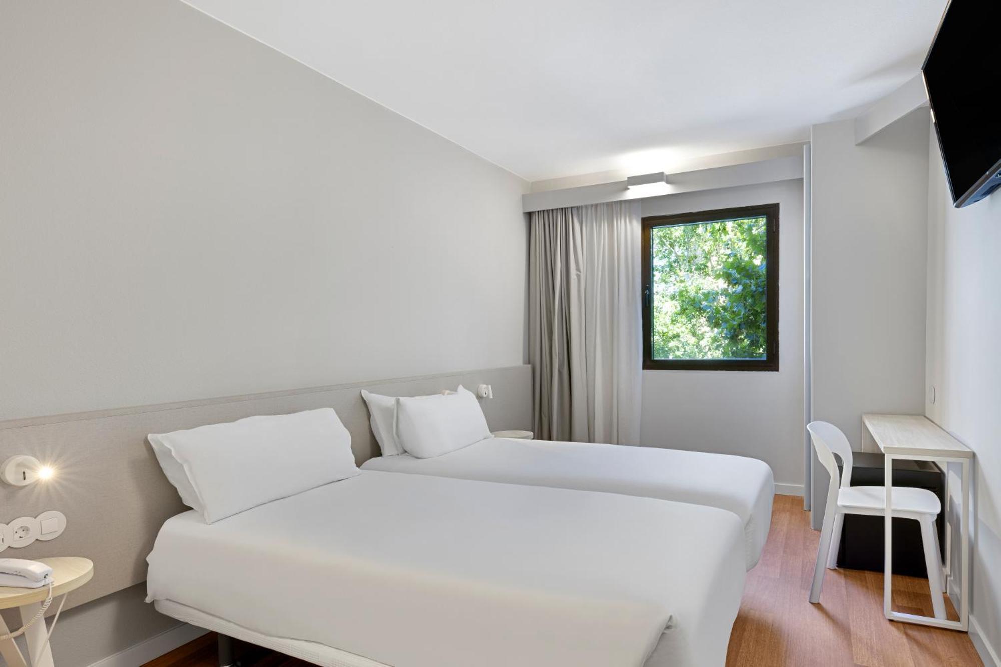Basic Triple Room,1615657181:JPEG