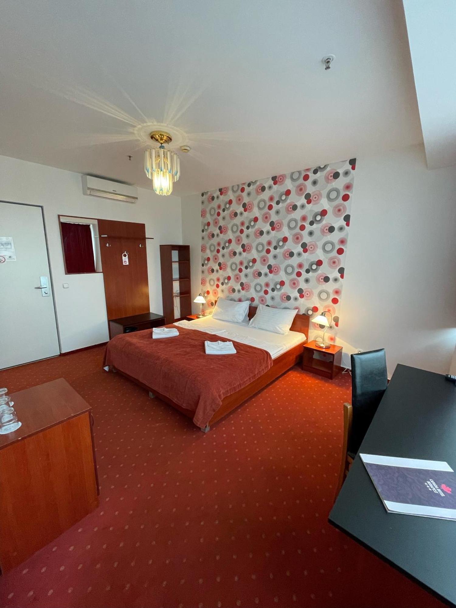 Superior Queen Room