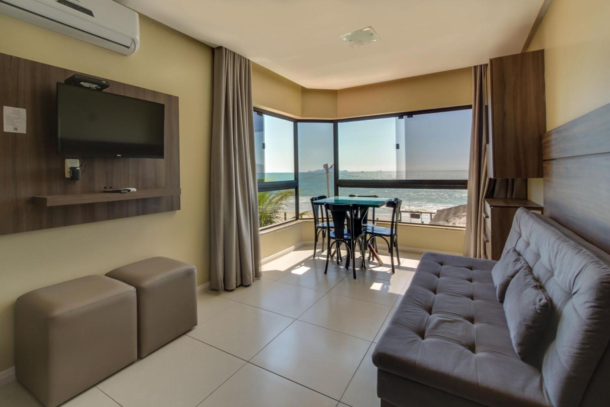 Two-Bedroom Apartment Sea View,1615662011:JPEG