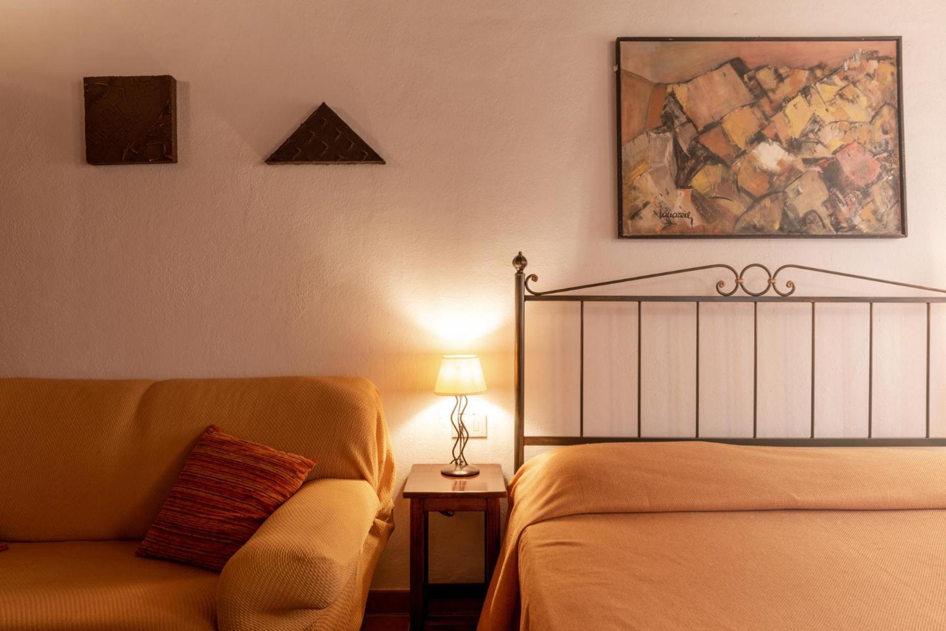 Large Double Room,1615665539:JPEG