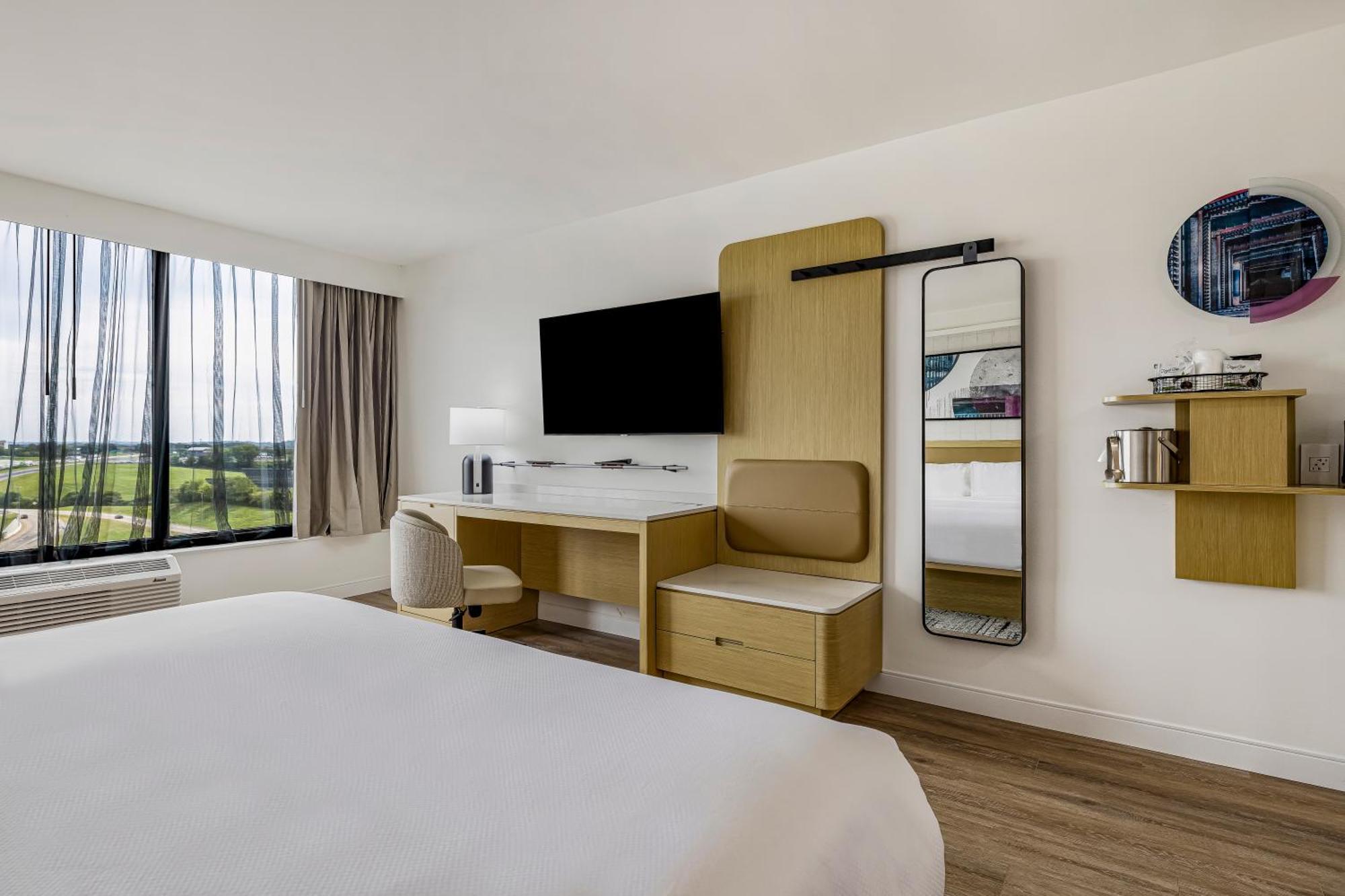 Standard King Room