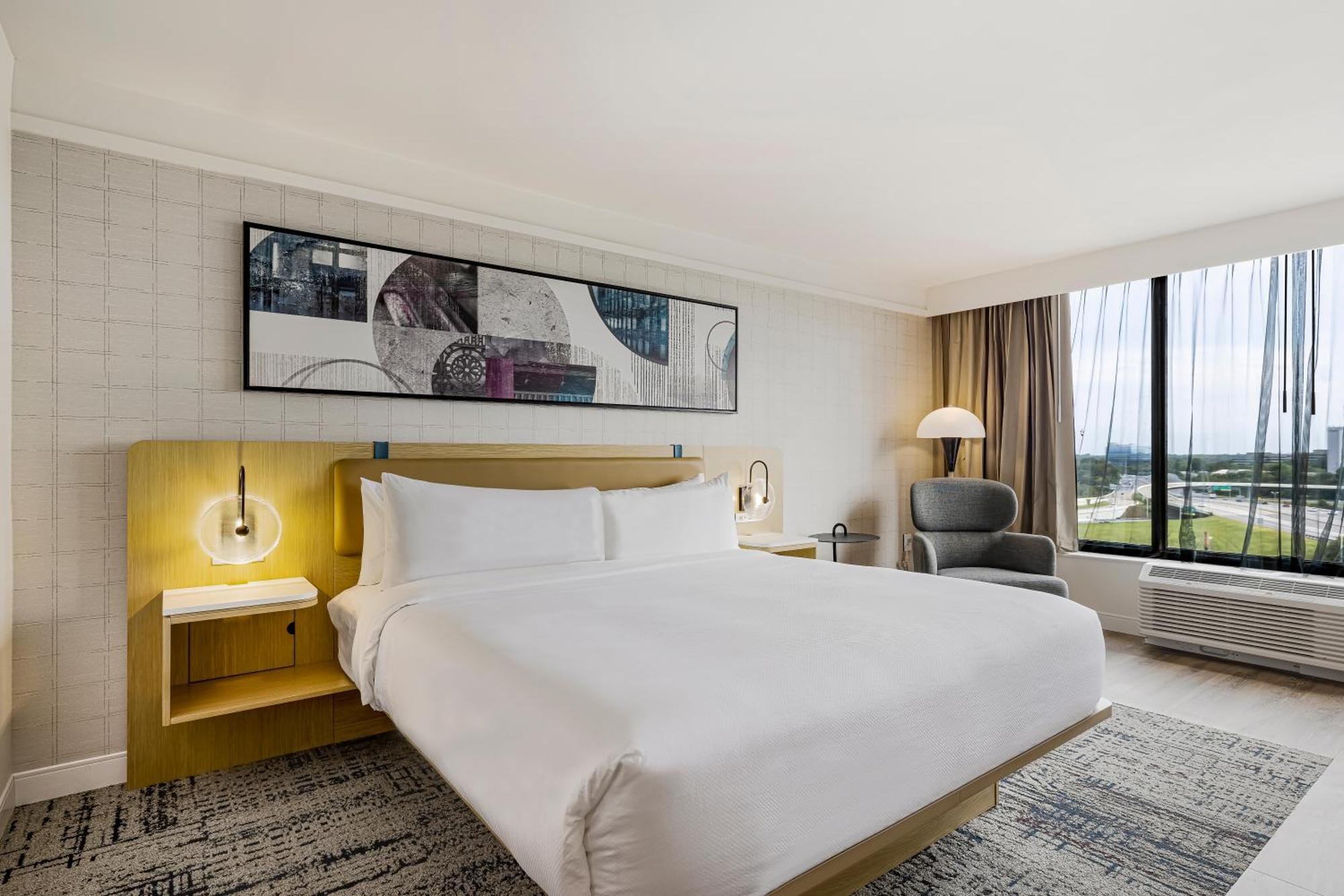 Standard King Room