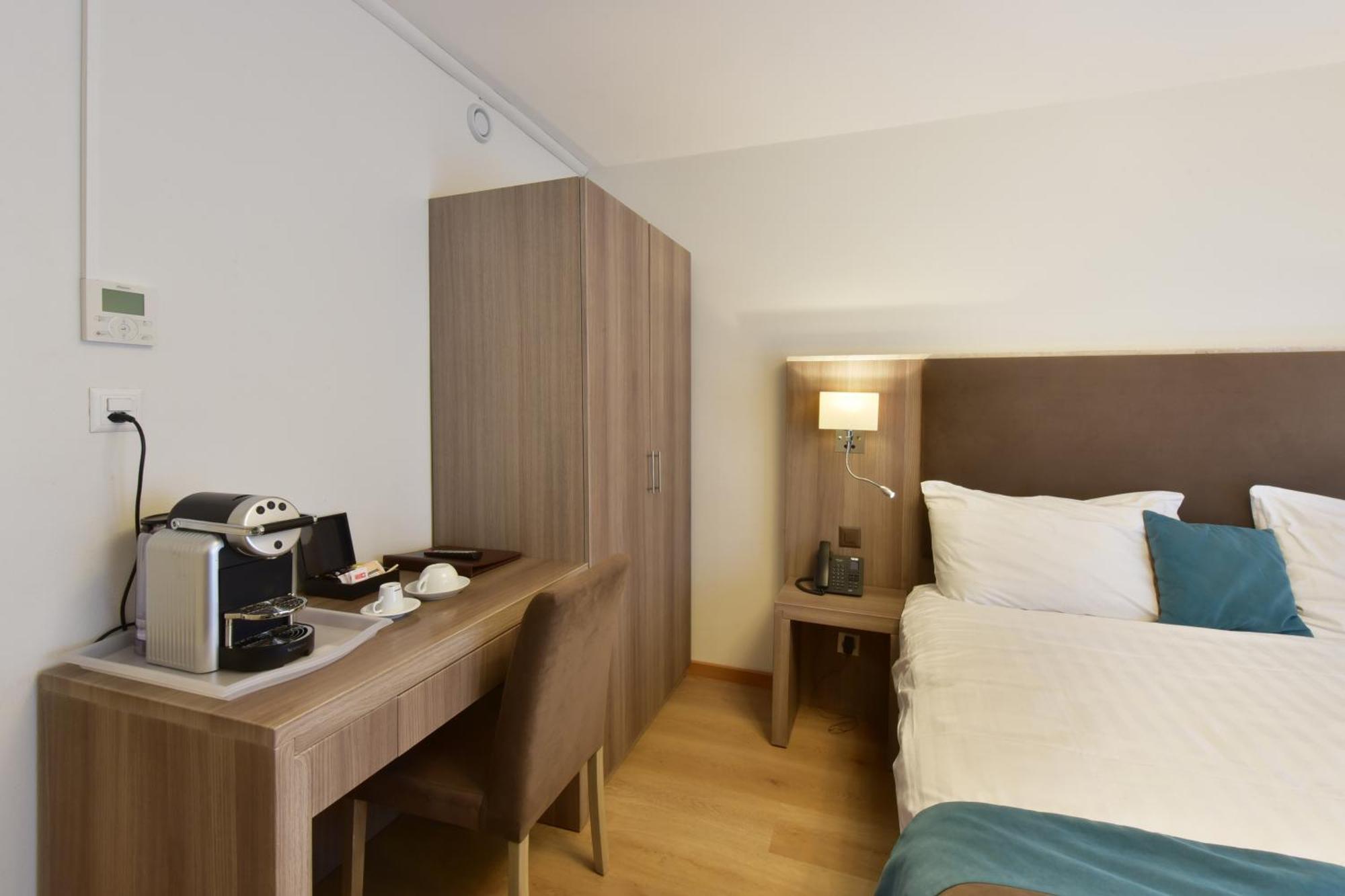 Classic Double Room,1615687809:JPEG
