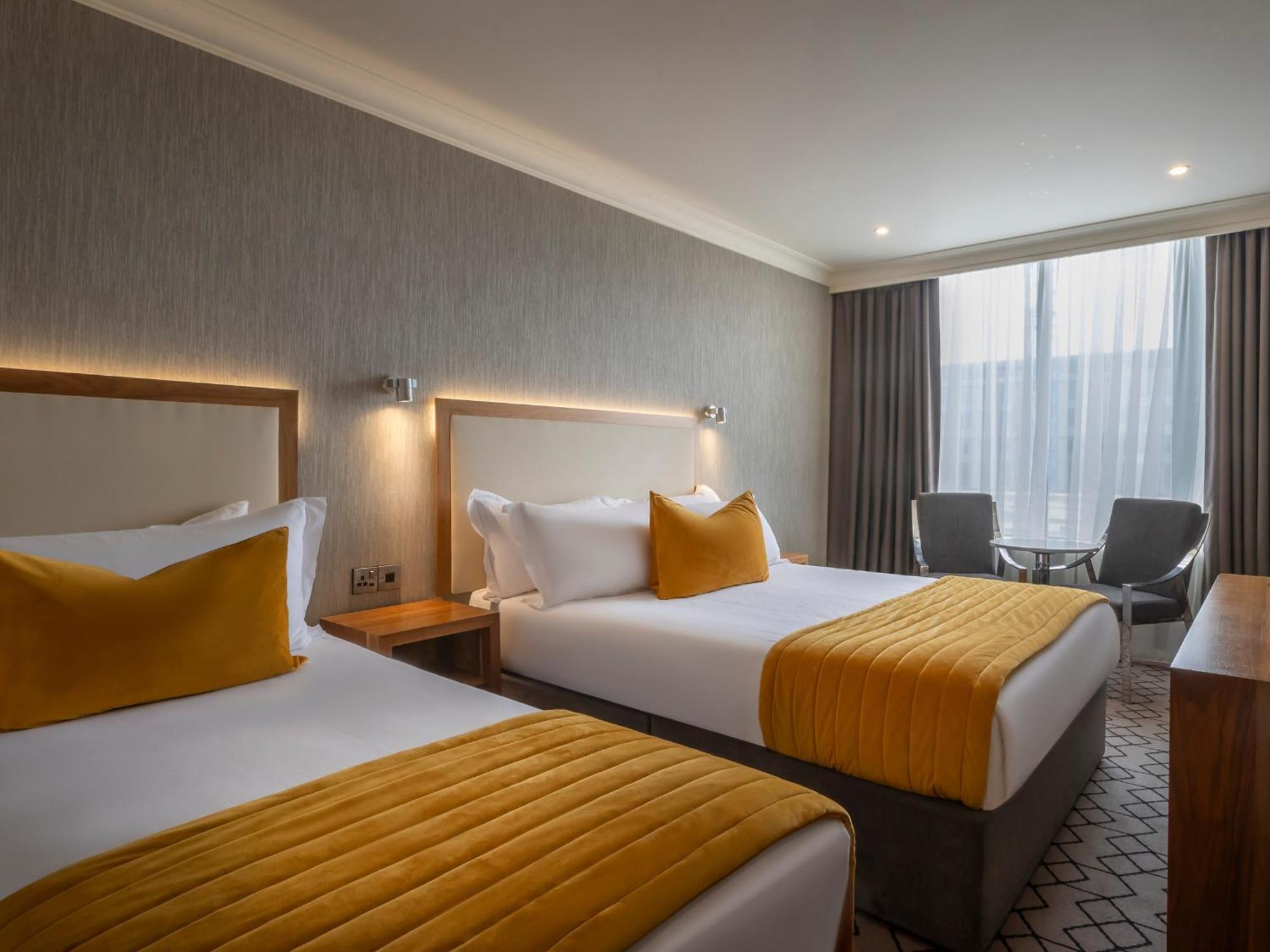 Triple Room,1616418023:JPEG