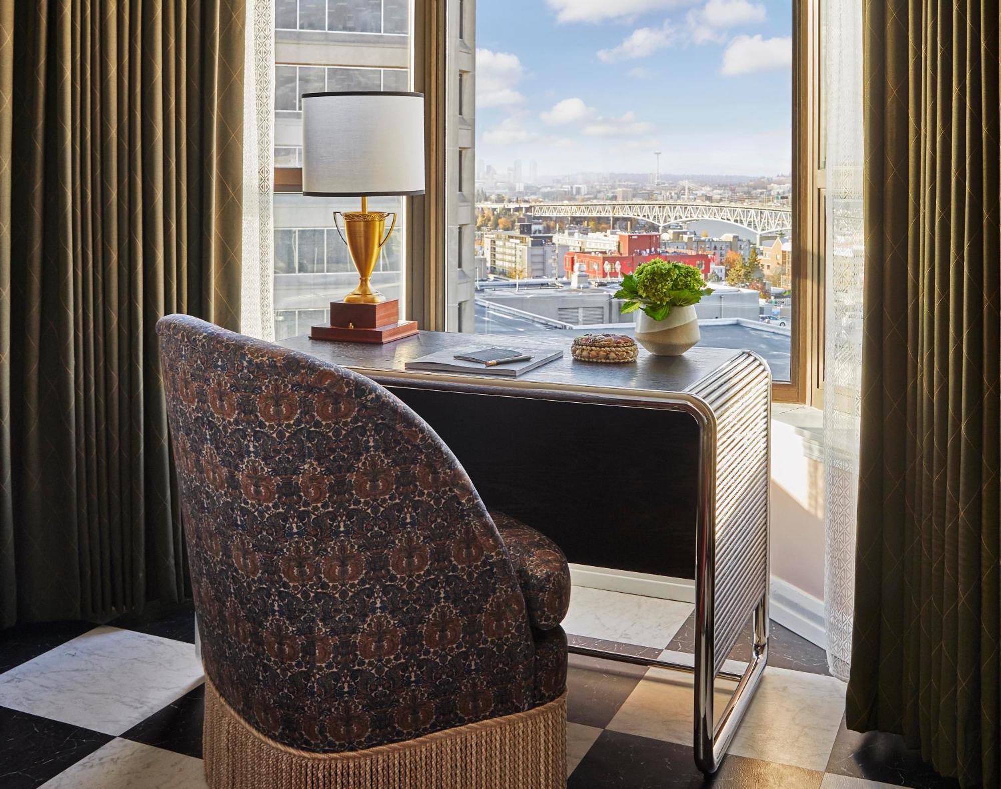 Graduate Room Two Queen Beds Skyline View