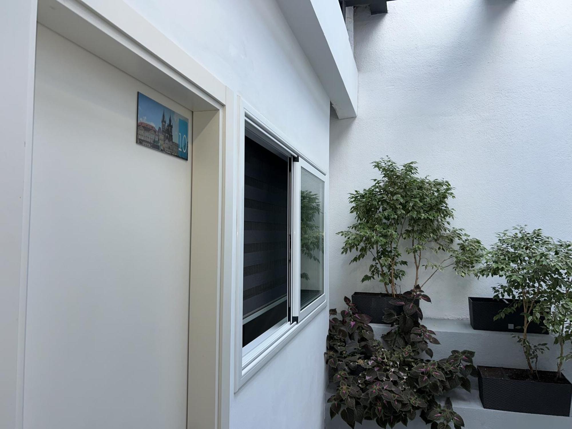 Standard Studio