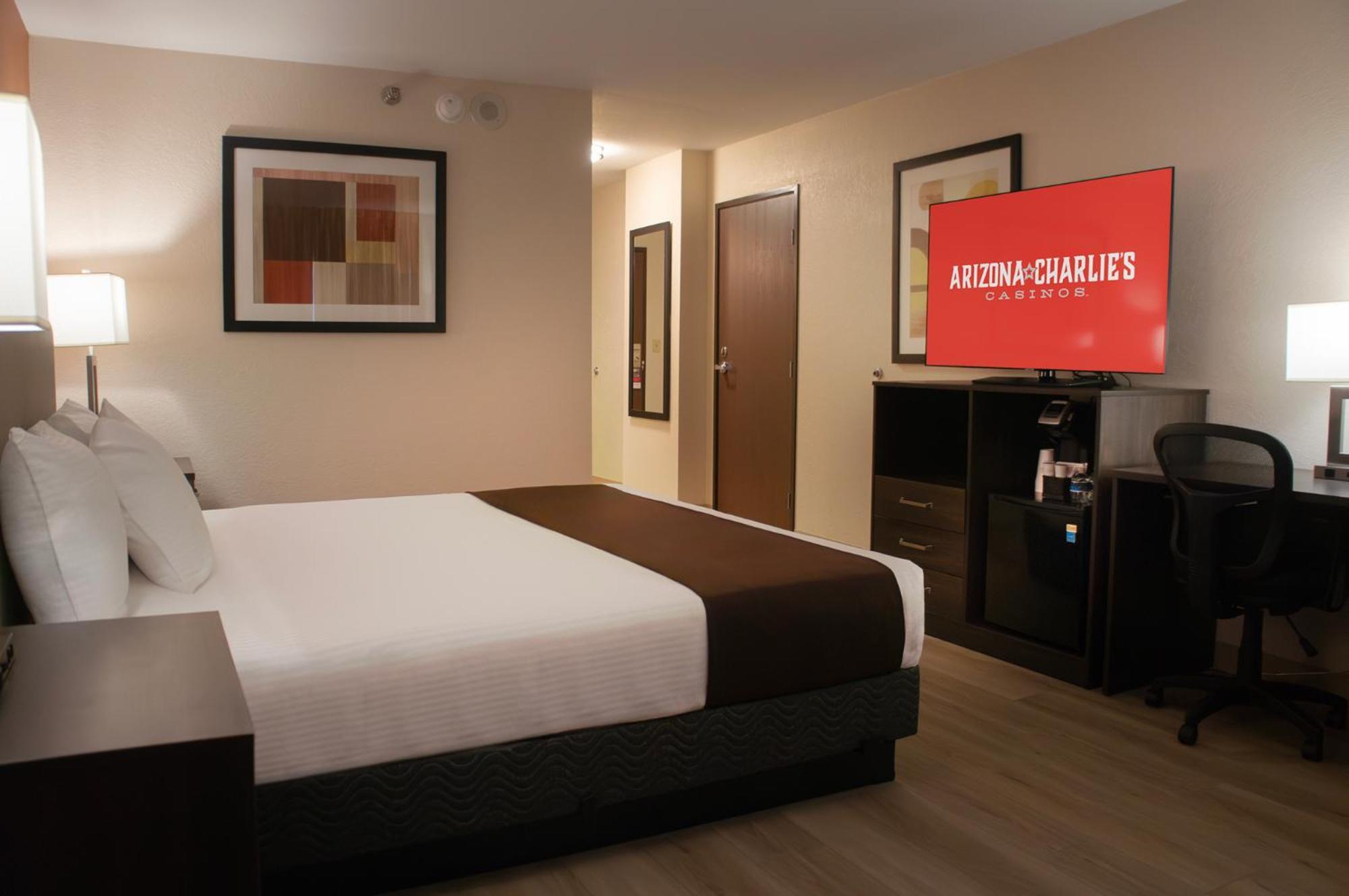 Klondike Deluxe 1 King Bed