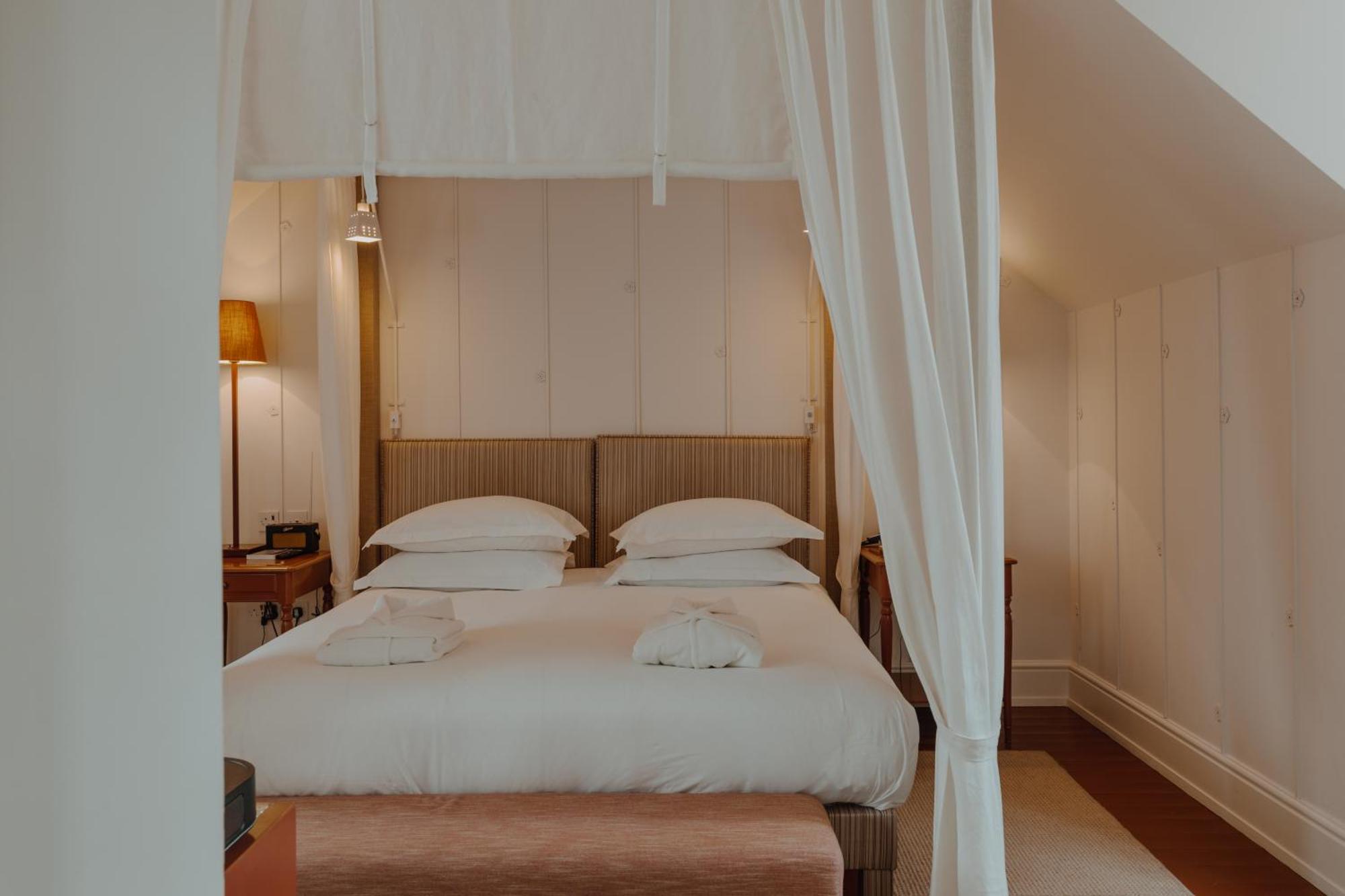 Large Guest Room