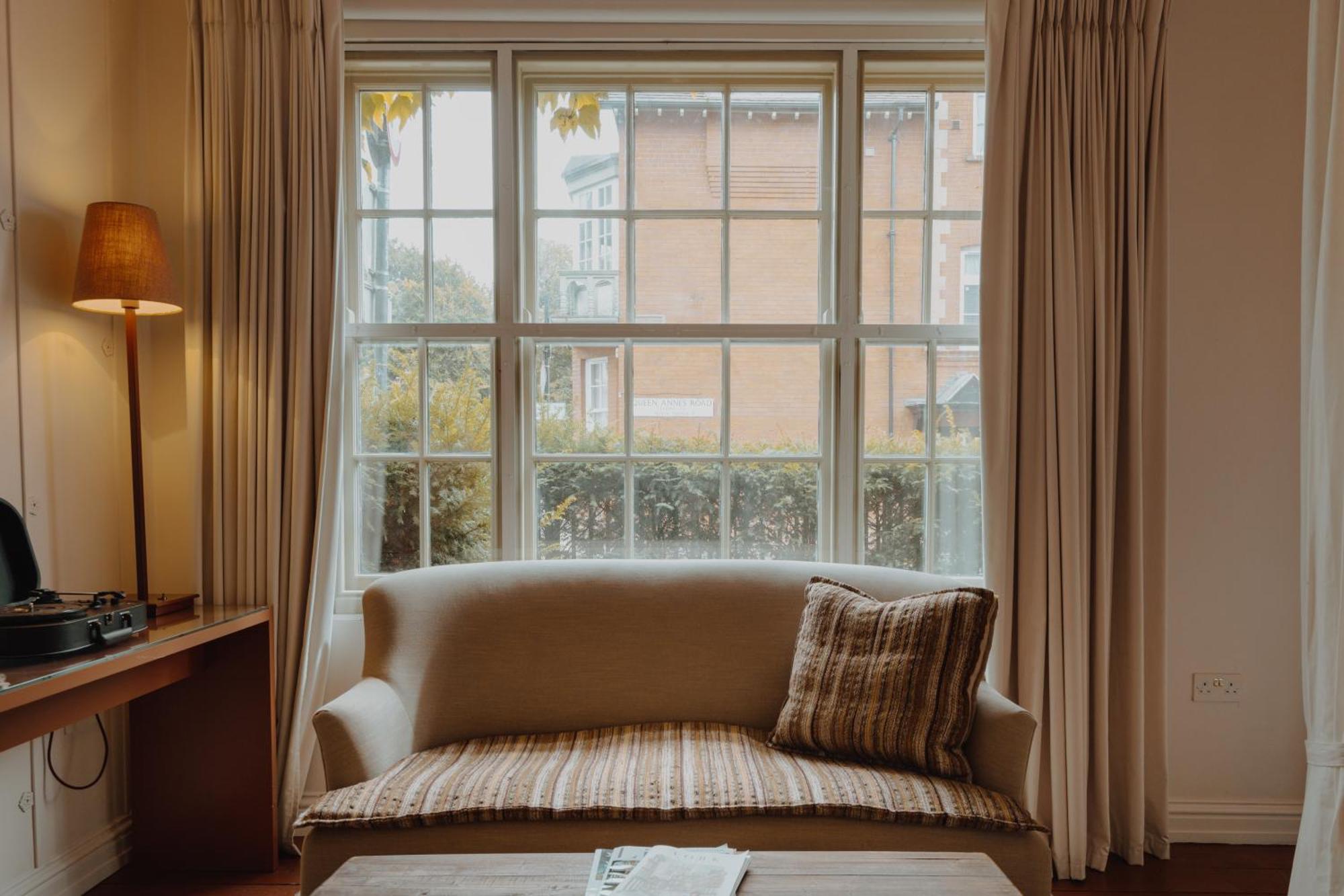 Large Guest Room