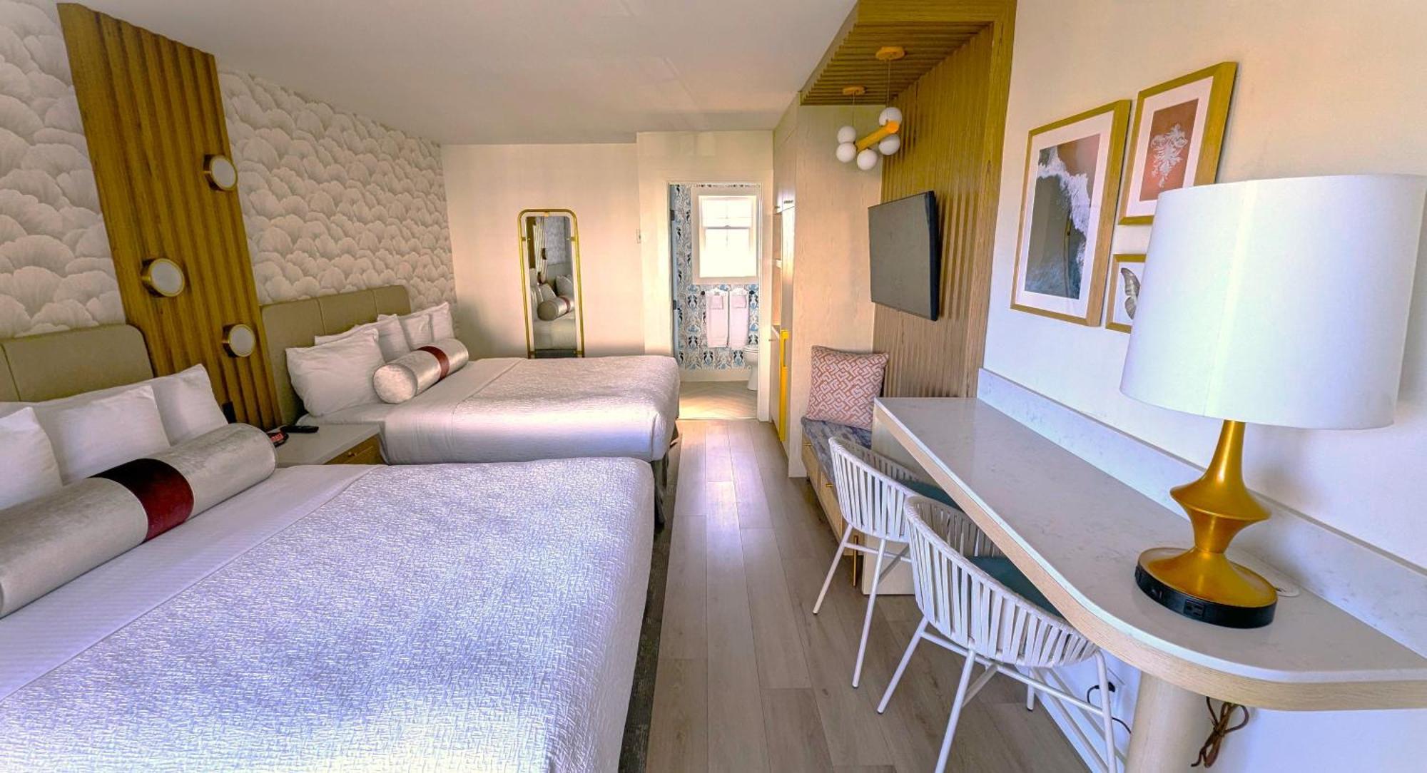 Queen Room