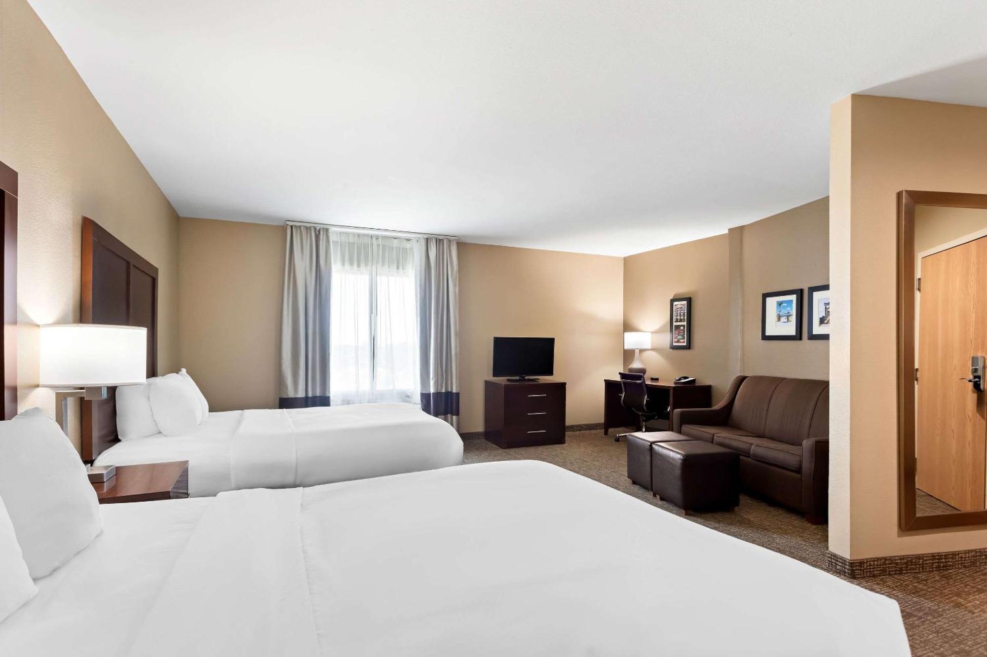Queen Room with Two Queen Beds - Disability Access/Non-Smoking