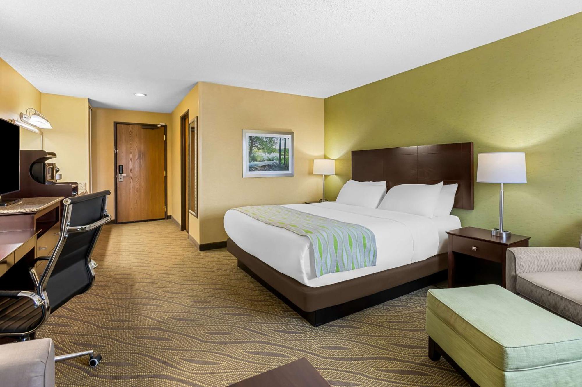 King Room,1616888980:JPEG