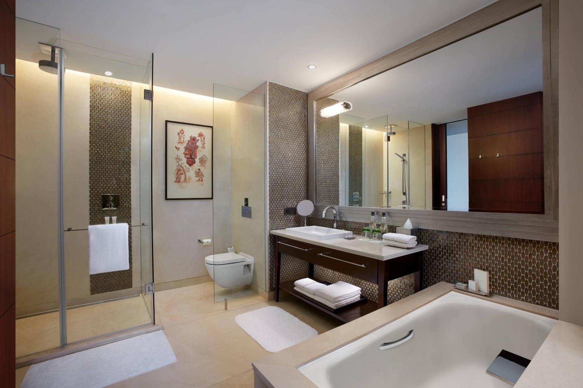 Deluxe Room 1 King